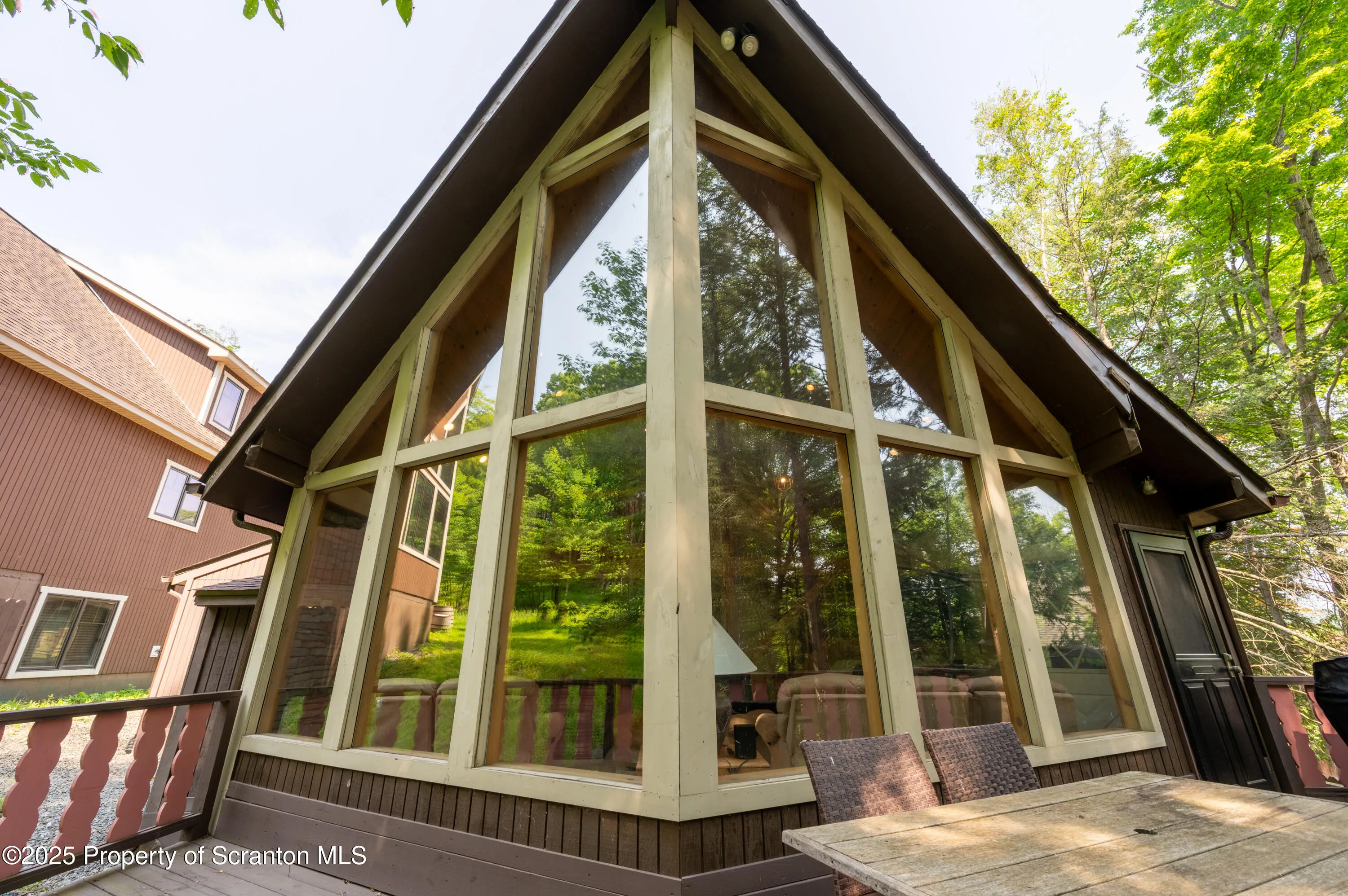 162 Fall Lane, Union Dale, Pennsylvania 18470, 4 Bedrooms Bedrooms, 9 Rooms Rooms,3 BathroomsBathrooms,Residential,For Sale,Fall,SC253292