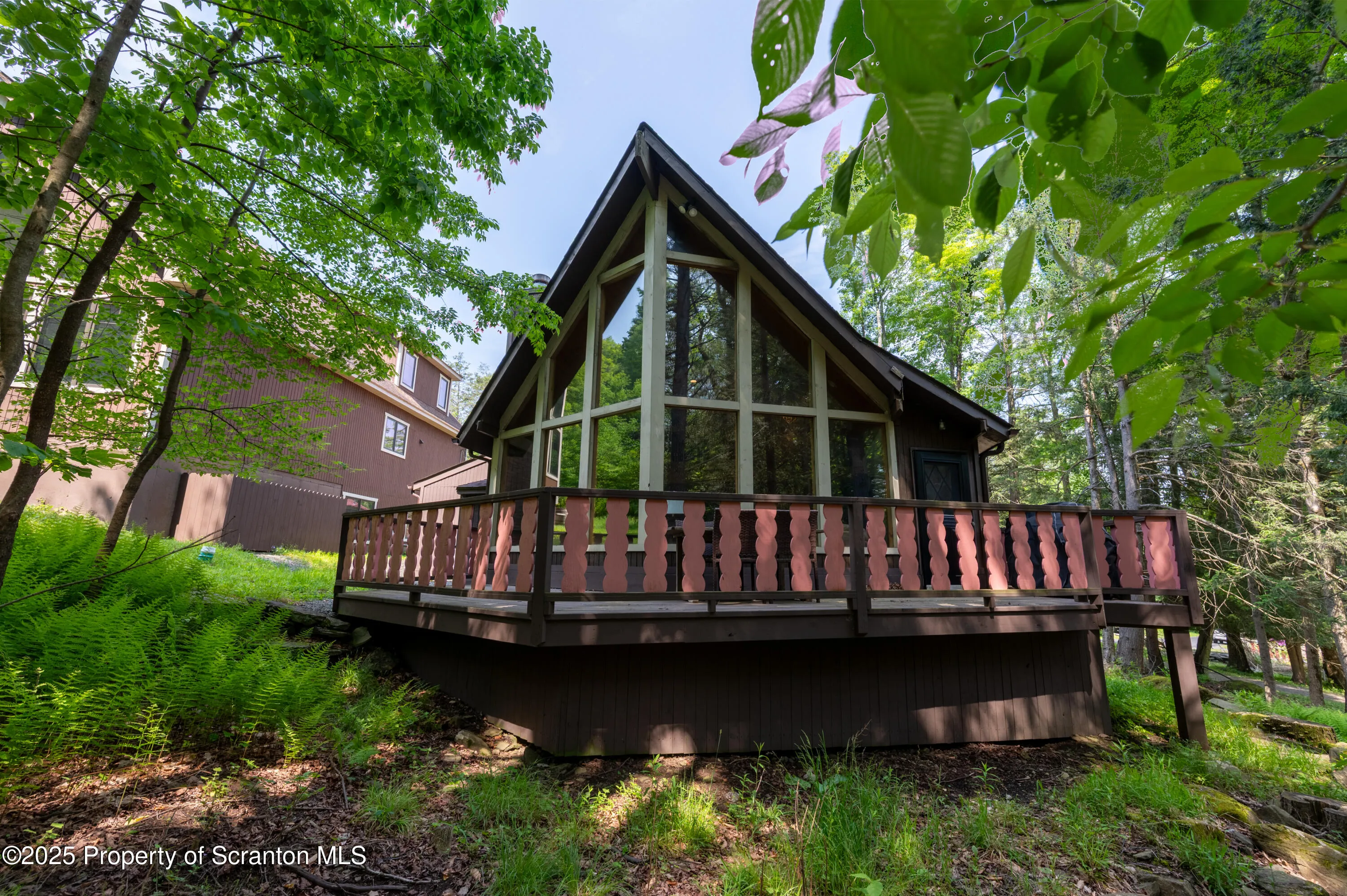 162 Fall Lane, Union Dale, Pennsylvania 18470, 4 Bedrooms Bedrooms, 9 Rooms Rooms,3 BathroomsBathrooms,Residential,For Sale,Fall,SC253292