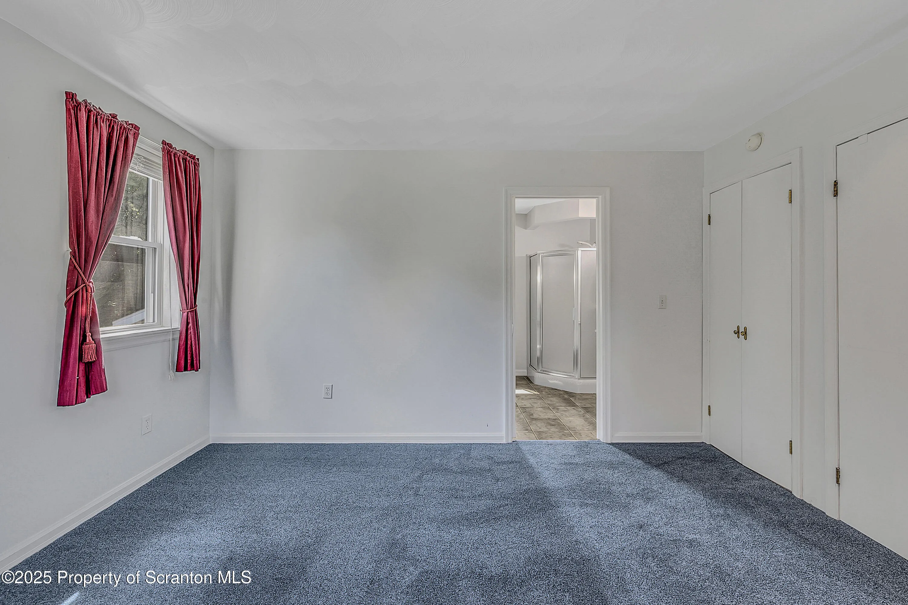 344 2nd Street, Eynon, Pennsylvania 18403, 1 Bedroom Bedrooms, 5 Rooms Rooms,2 BathroomsBathrooms,Residential,For Sale,2nd,SC253247