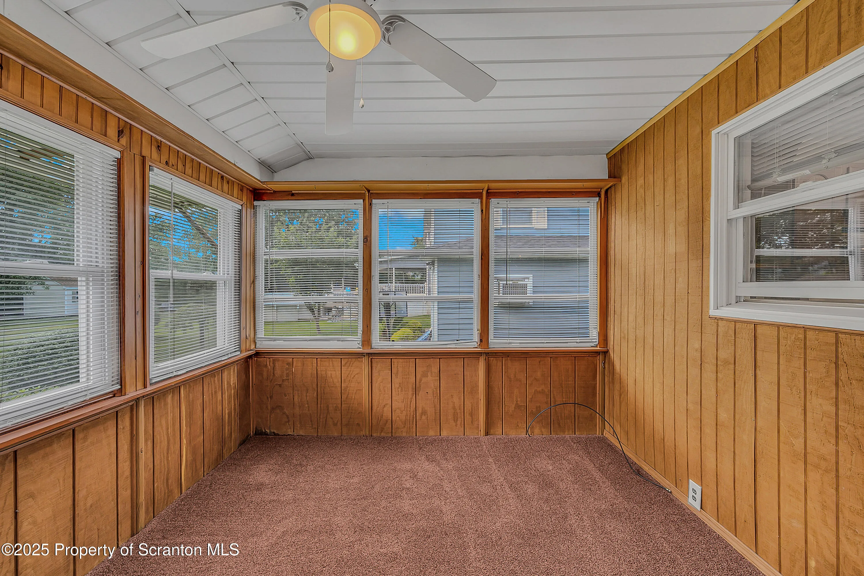 344 2nd Street, Eynon, Pennsylvania 18403, 1 Bedroom Bedrooms, 5 Rooms Rooms,2 BathroomsBathrooms,Residential,For Sale,2nd,SC253247