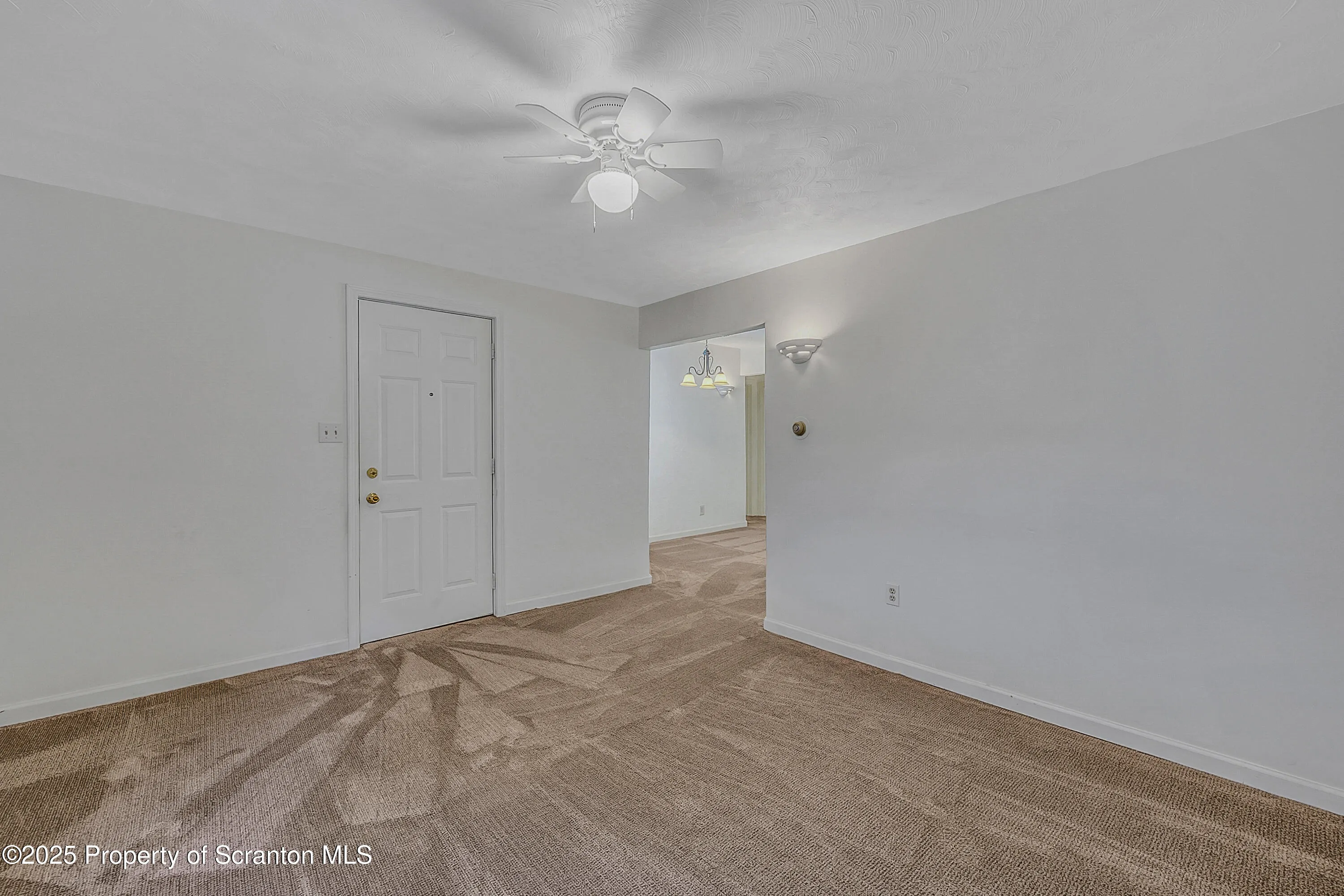 344 2nd Street, Eynon, Pennsylvania 18403, 1 Bedroom Bedrooms, 5 Rooms Rooms,2 BathroomsBathrooms,Residential,For Sale,2nd,SC253247