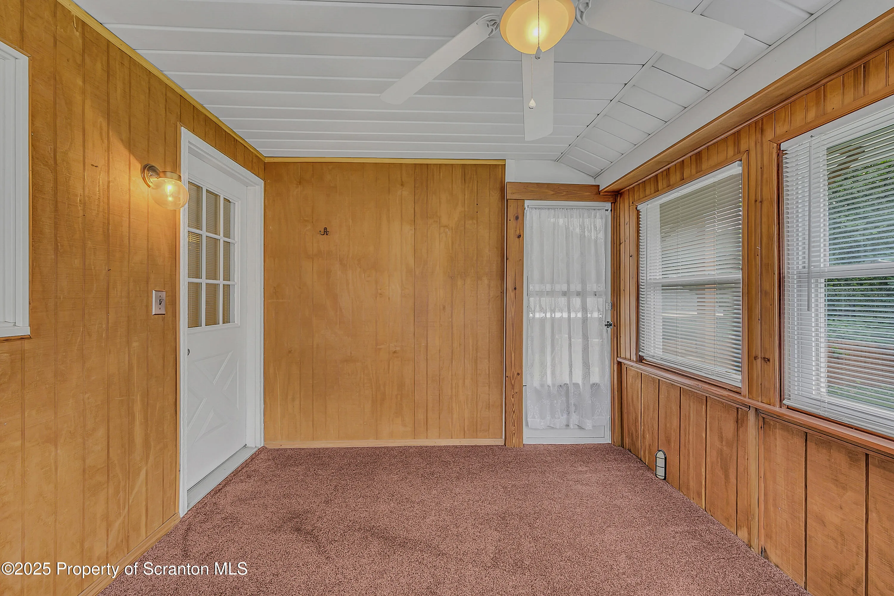 344 2nd Street, Eynon, Pennsylvania 18403, 1 Bedroom Bedrooms, 5 Rooms Rooms,2 BathroomsBathrooms,Residential,For Sale,2nd,SC253247