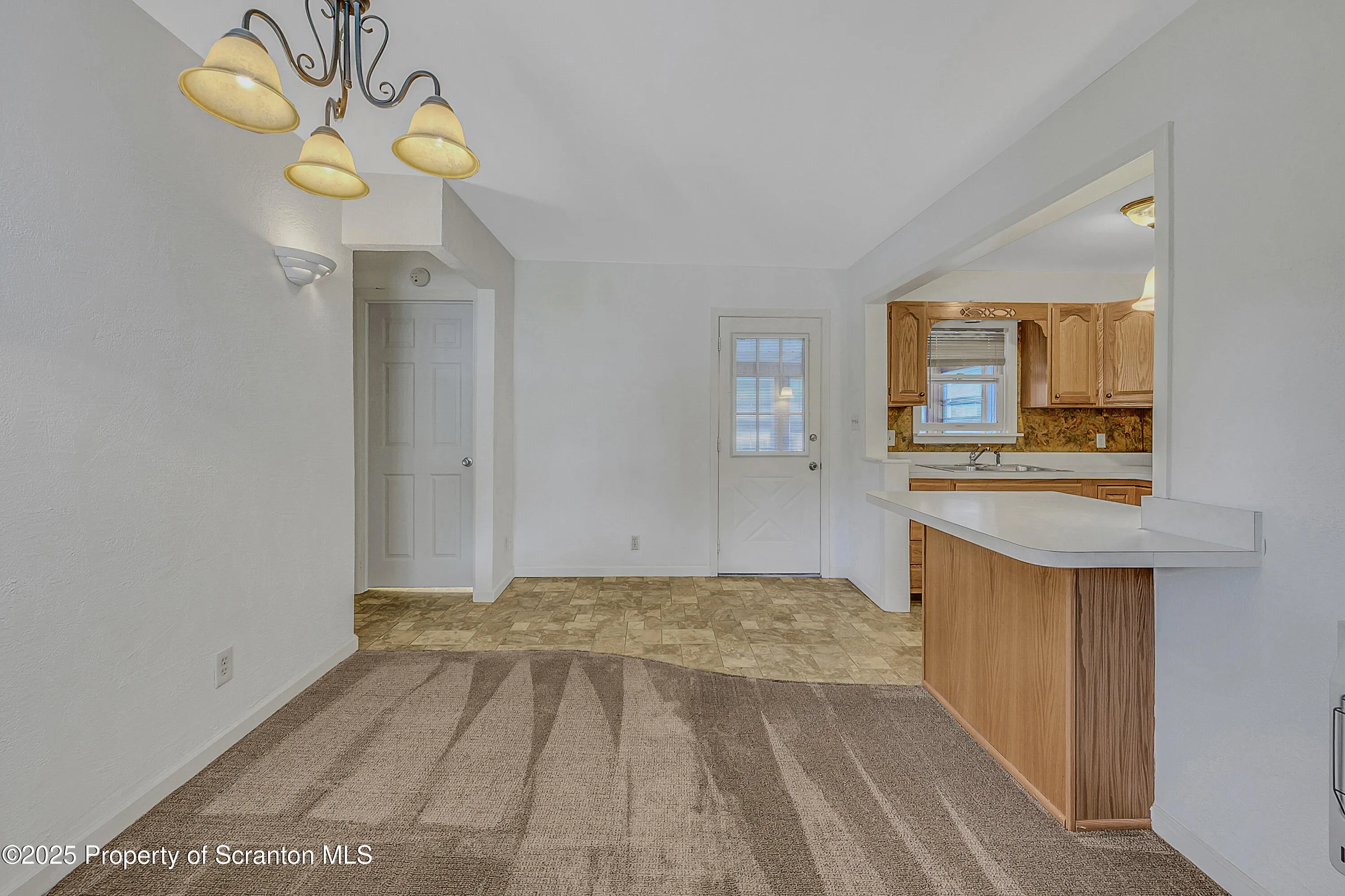 344 2nd Street, Eynon, Pennsylvania 18403, 1 Bedroom Bedrooms, 5 Rooms Rooms,2 BathroomsBathrooms,Residential,For Sale,2nd,SC253247