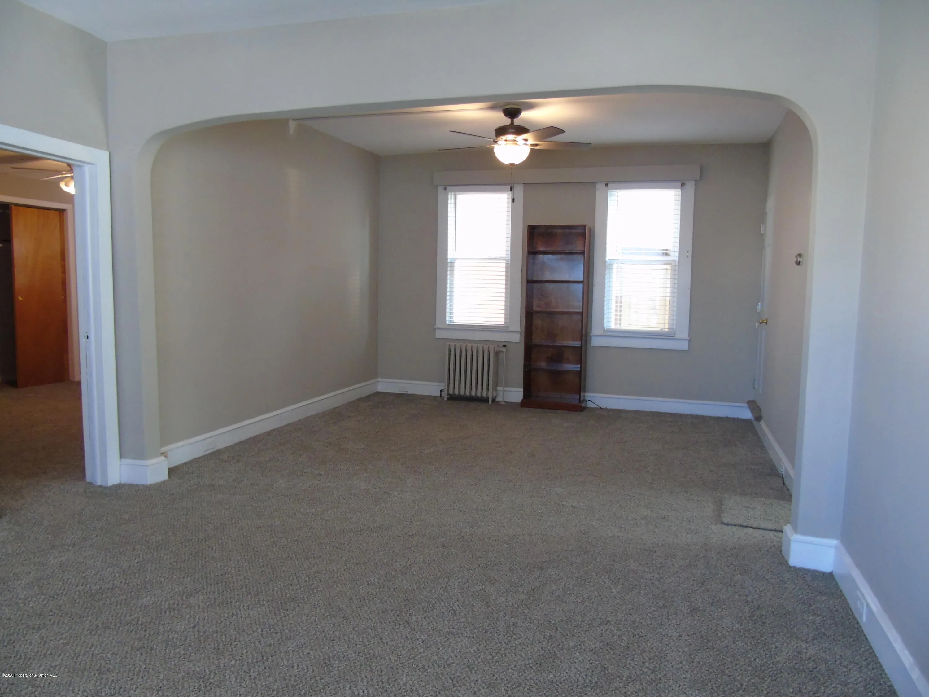 131 S Blakely Street, Dunmore, Pennsylvania 18509, 1 Bedroom Bedrooms, 4 Rooms Rooms,2 BathroomsBathrooms,Residential Lease,For Rent,Blakely,SC253035