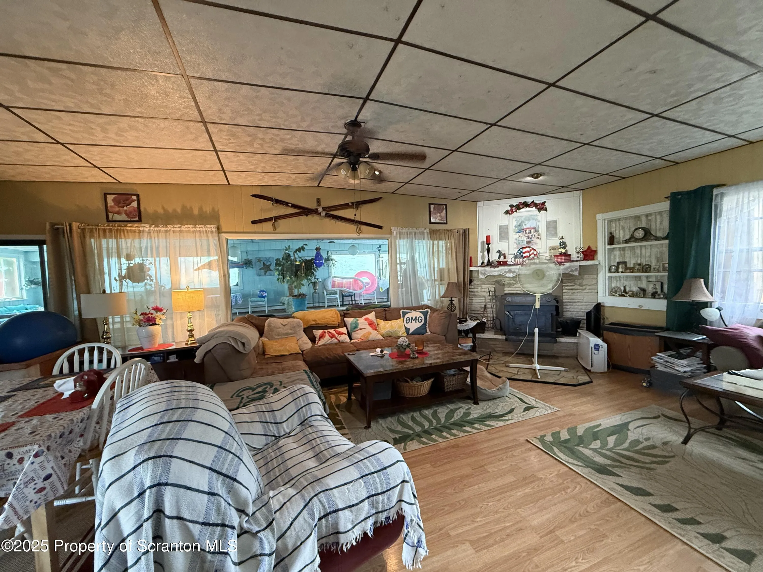 298 Crosstown Highway, Union Dale, Pennsylvania 18470, 4 Bedrooms Bedrooms, 14 Rooms Rooms,4 BathroomsBathrooms,Residential,For Sale,Crosstown,SC253095