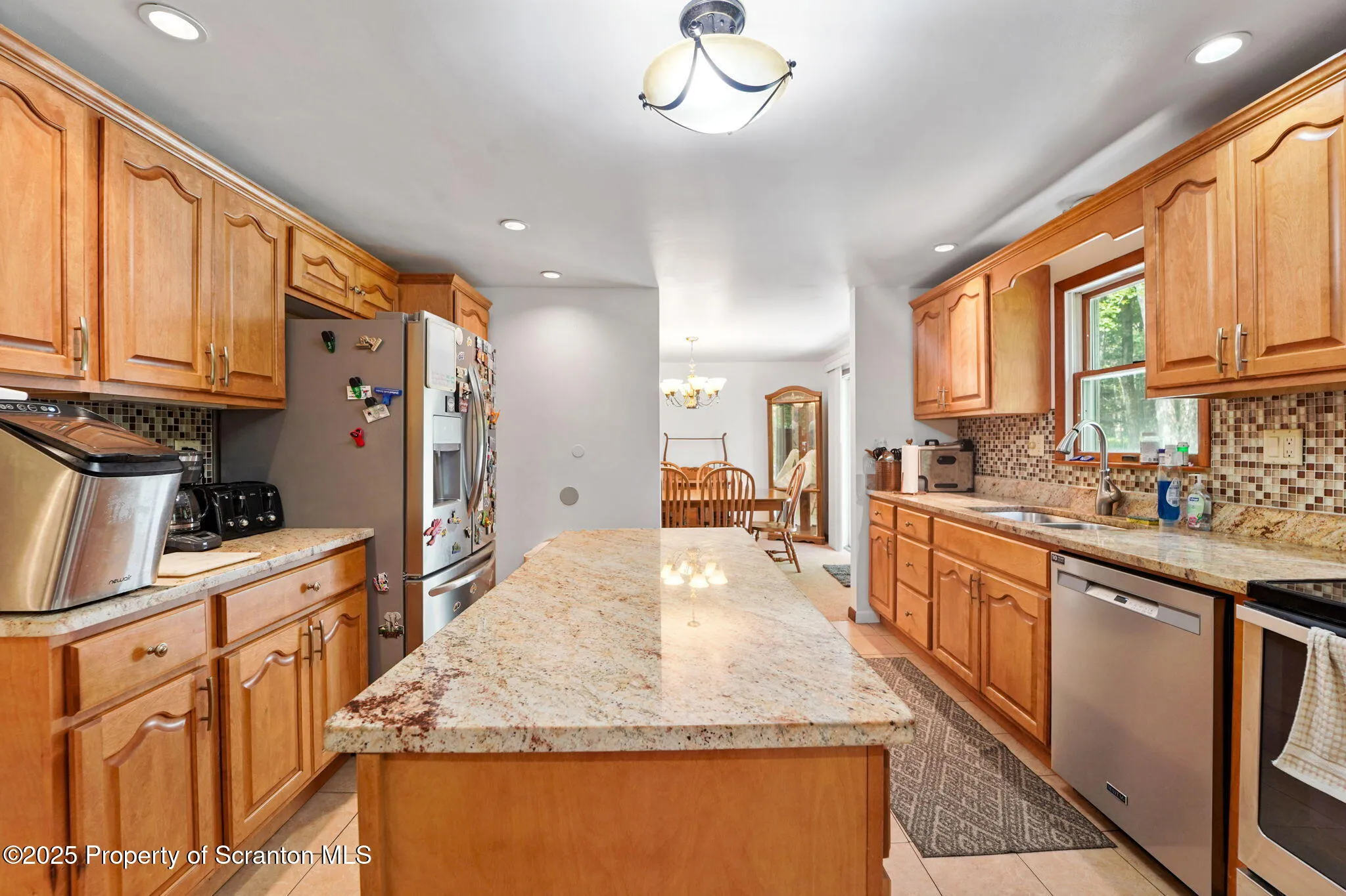 205 Dark Hollow Road, Montrose, Pennsylvania 18801, 3 Bedrooms Bedrooms, 6 Rooms Rooms,2 BathroomsBathrooms,Residential,For Sale,Dark Hollow,SC253236
