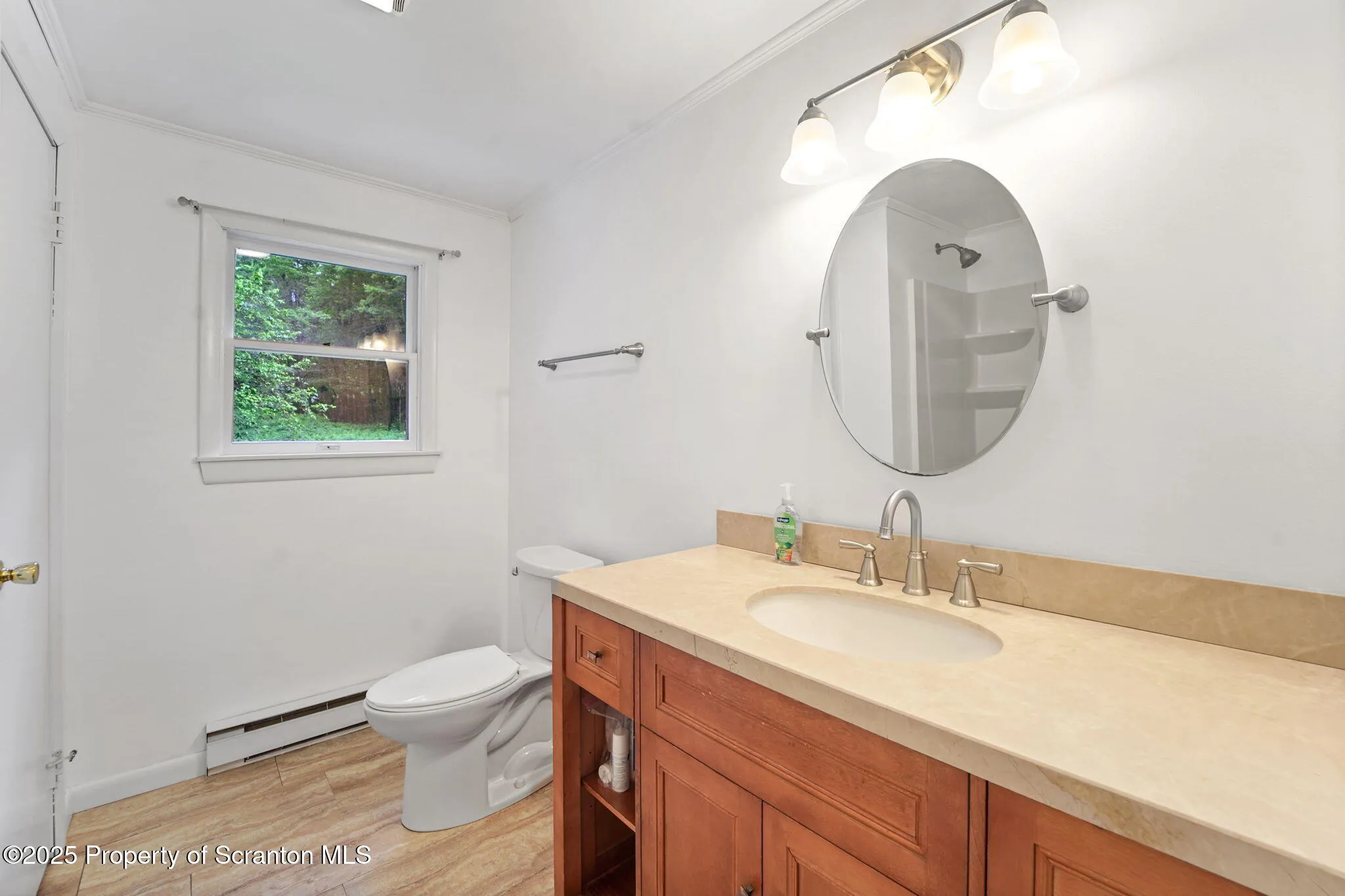 205 Dark Hollow Road, Montrose, Pennsylvania 18801, 3 Bedrooms Bedrooms, 6 Rooms Rooms,2 BathroomsBathrooms,Residential,For Sale,Dark Hollow,SC253236