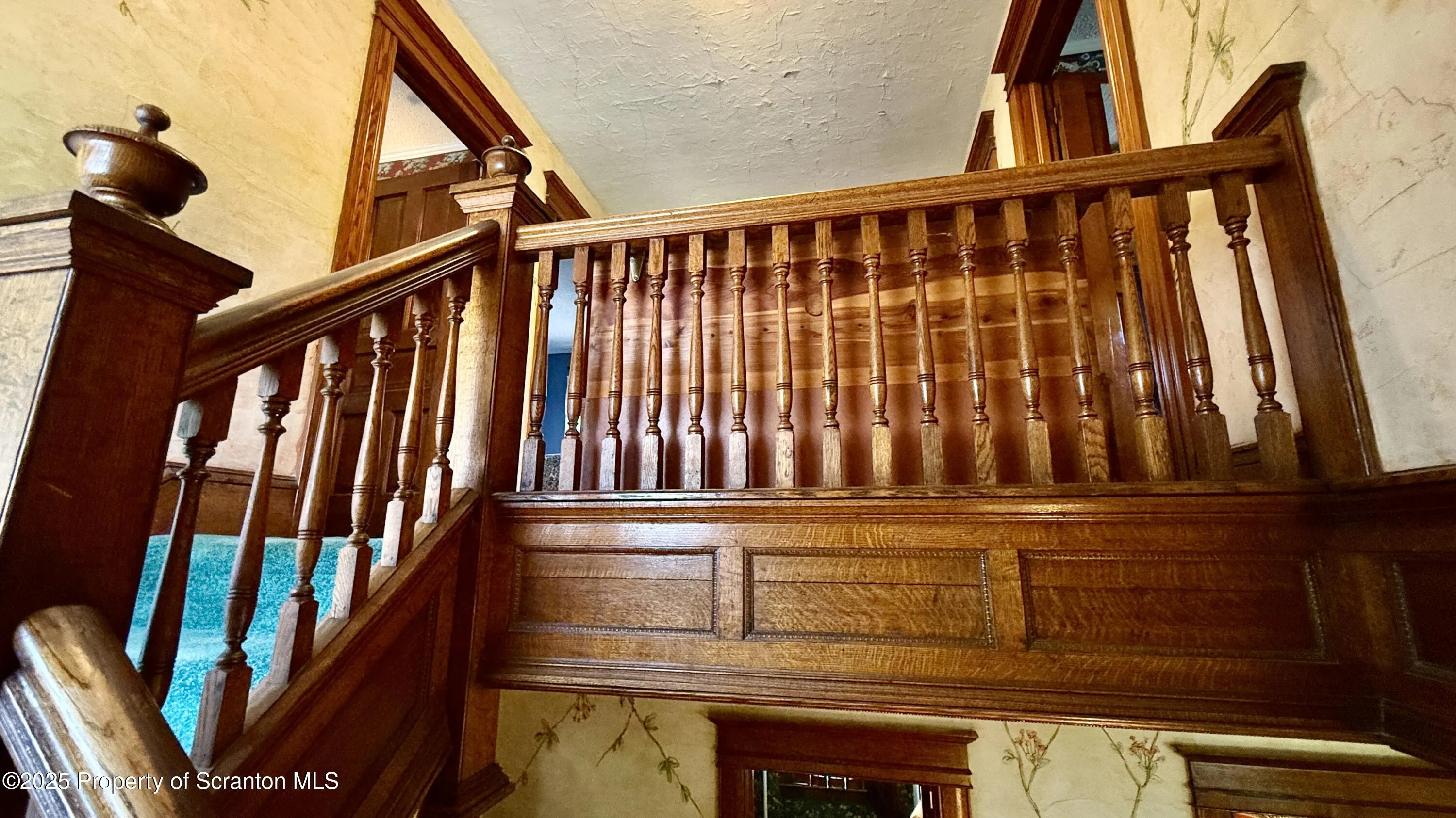 21 Archbald Street, Carbondale, Pennsylvania 18407, 4 Bedrooms Bedrooms, 7 Rooms Rooms,2 BathroomsBathrooms,Residential,For Sale,Archbald,SC253074