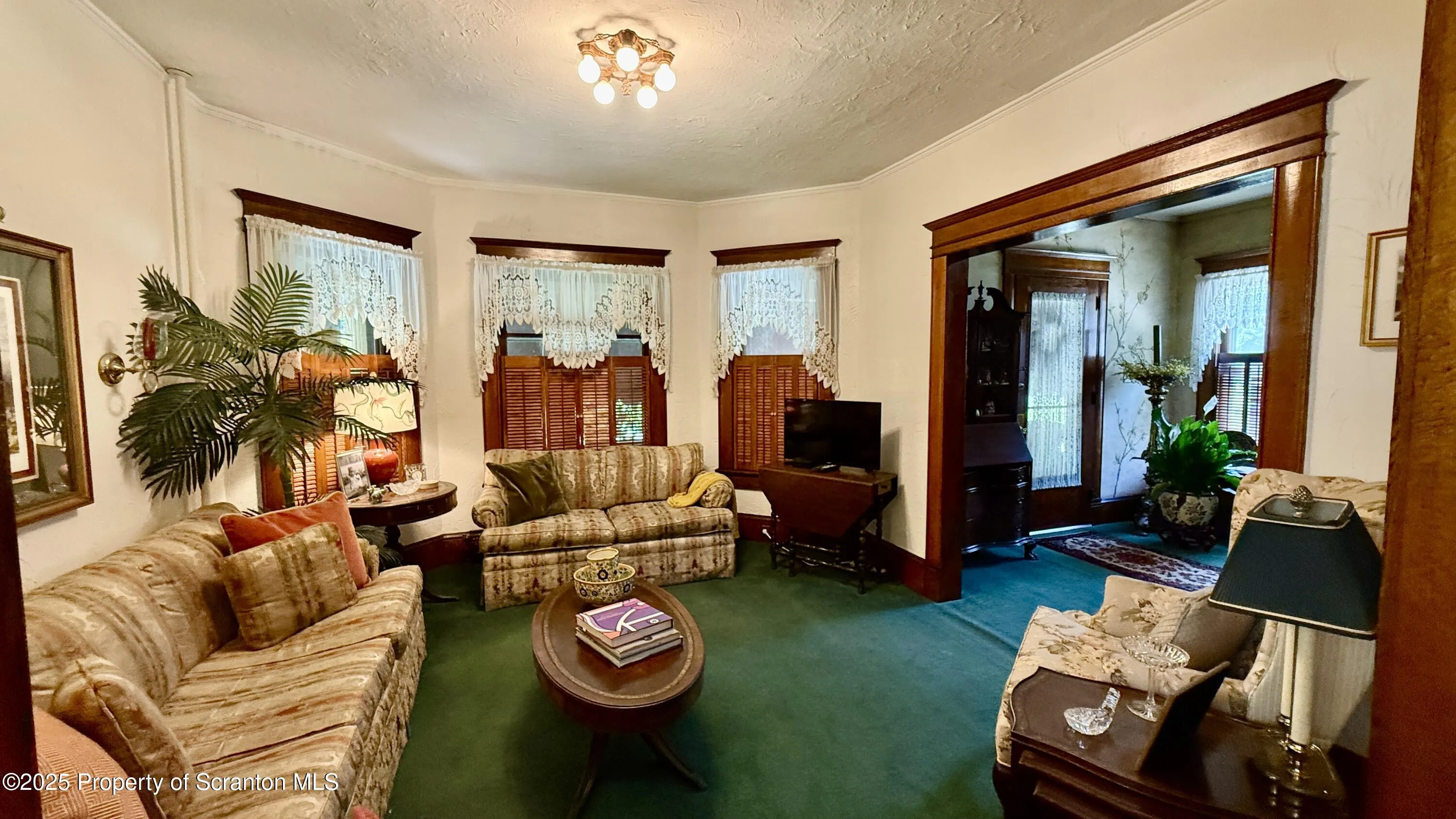 21 Archbald Street, Carbondale, Pennsylvania 18407, 4 Bedrooms Bedrooms, 7 Rooms Rooms,2 BathroomsBathrooms,Residential,For Sale,Archbald,SC253074