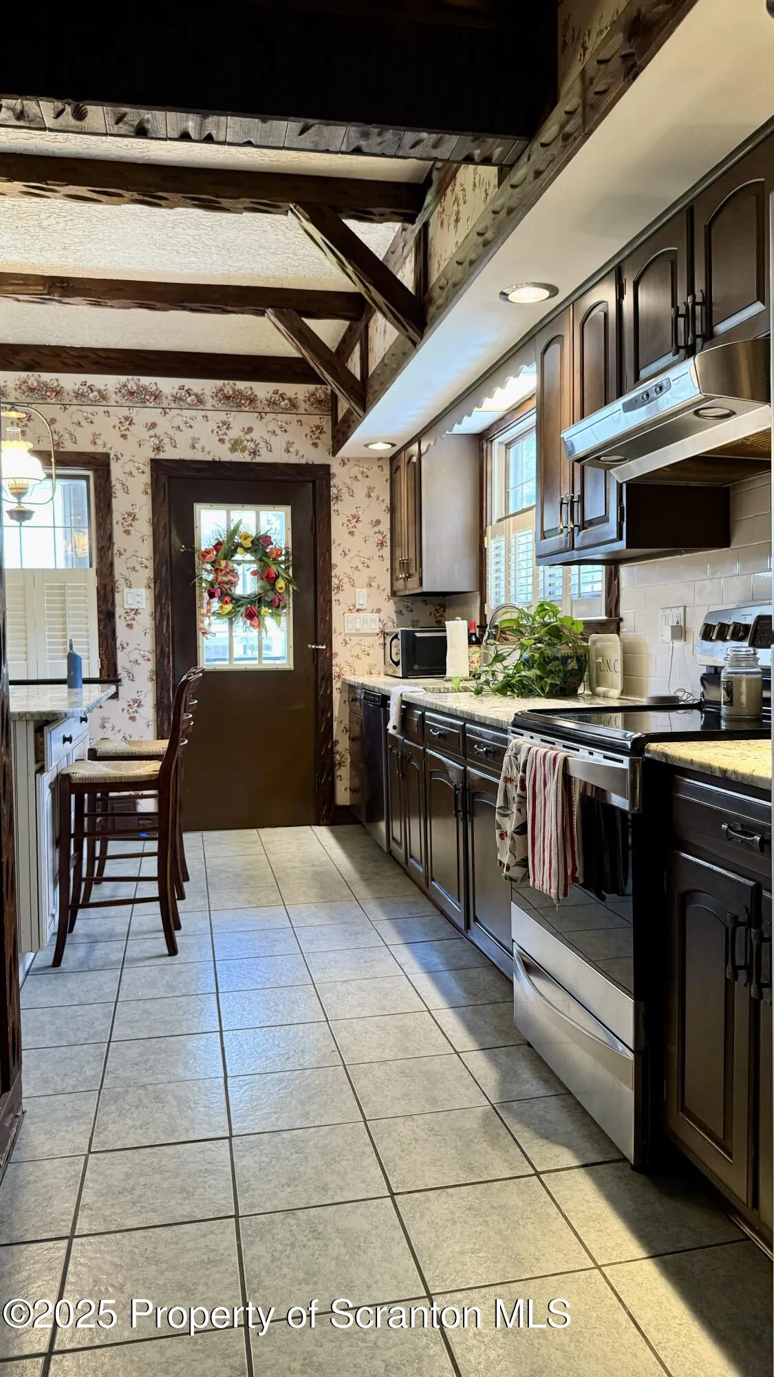 21 Archbald Street, Carbondale, Pennsylvania 18407, 4 Bedrooms Bedrooms, 7 Rooms Rooms,2 BathroomsBathrooms,Residential,For Sale,Archbald,SC253074