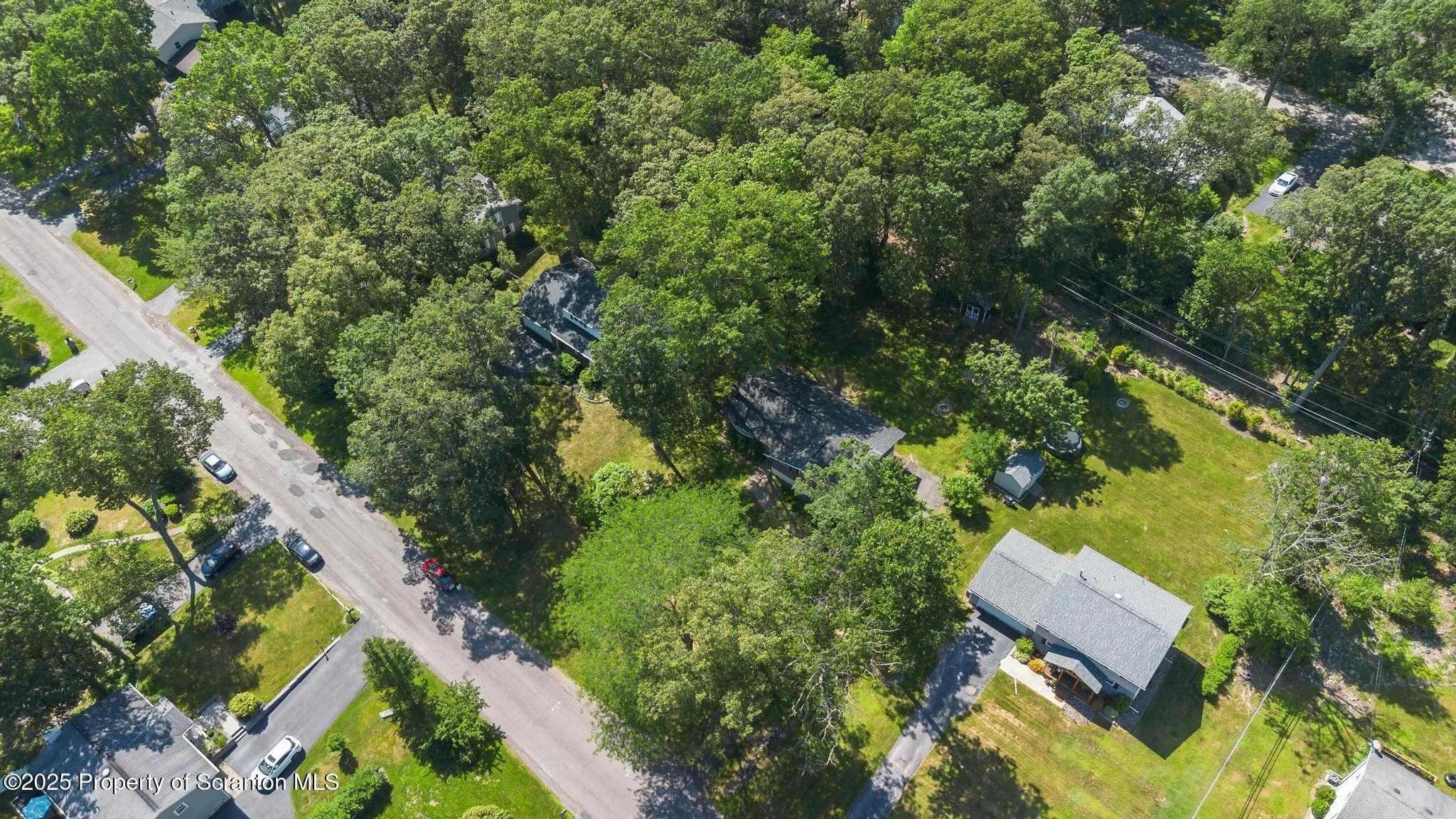 43 Walden Drive, Mountaintop, Pennsylvania 18707, 4 Bedrooms Bedrooms, 9 Rooms Rooms,3 BathroomsBathrooms,Residential,For Sale,Walden,SC253150