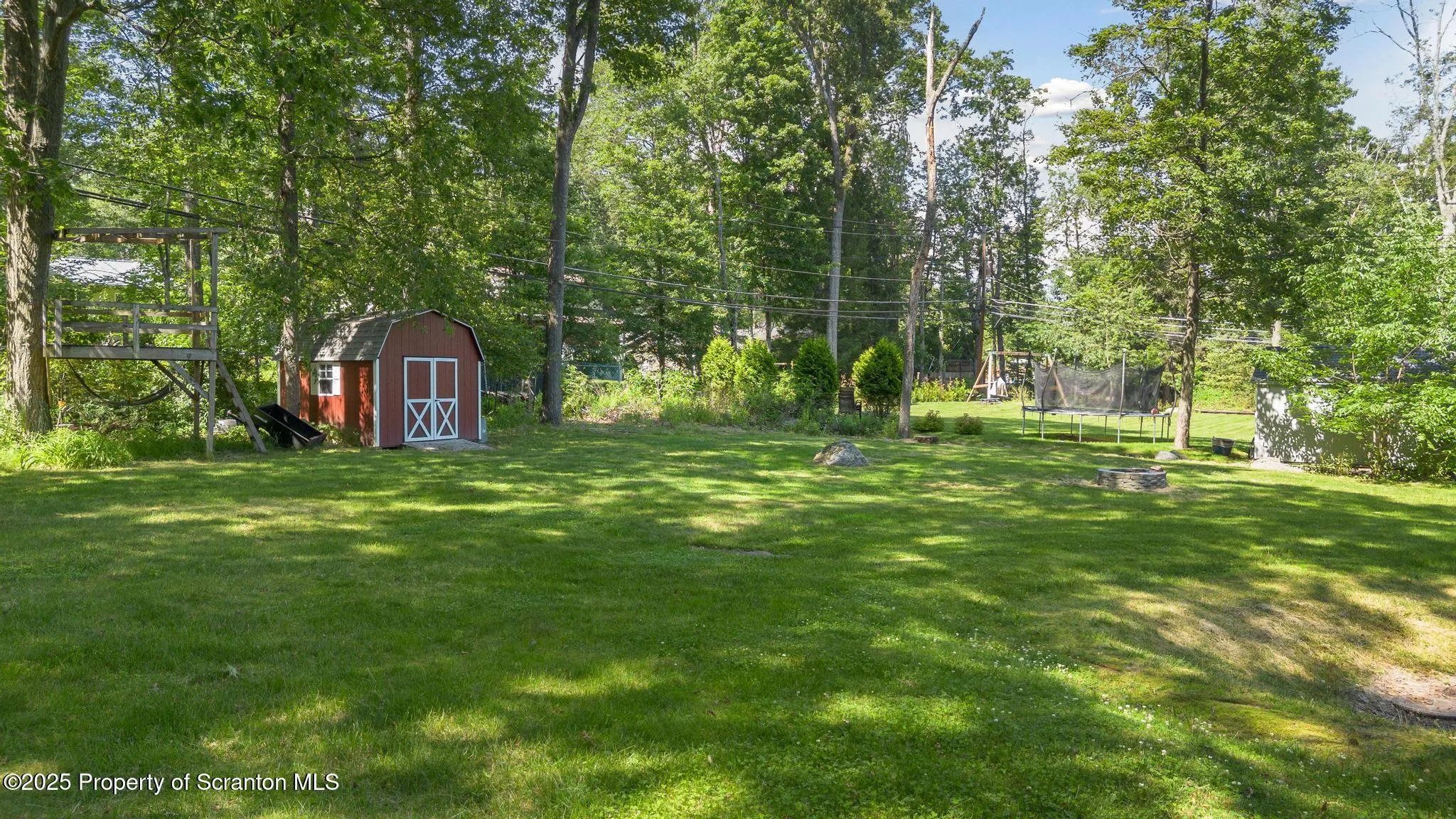 43 Walden Drive, Mountaintop, Pennsylvania 18707, 4 Bedrooms Bedrooms, 9 Rooms Rooms,3 BathroomsBathrooms,Residential,For Sale,Walden,SC253150