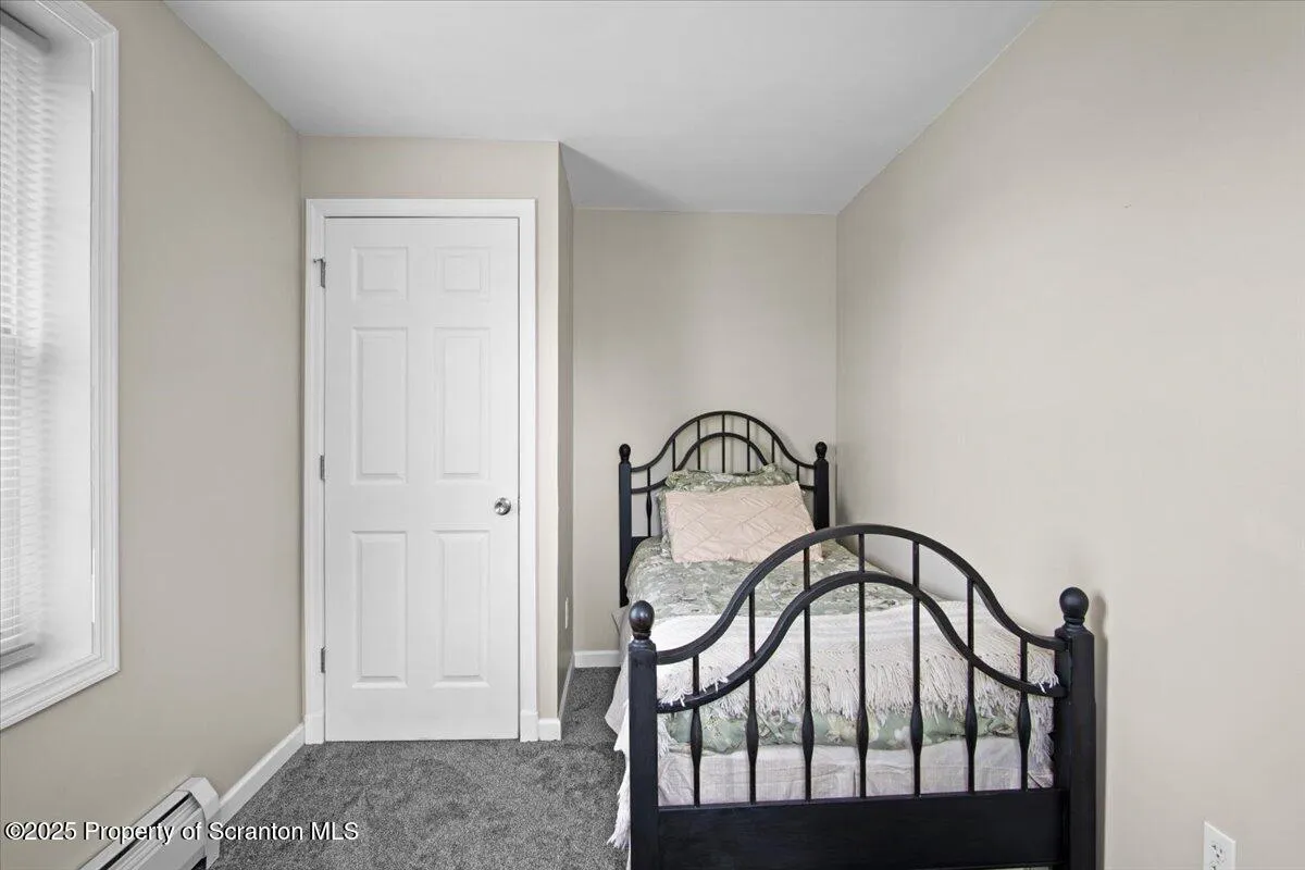 330 Lidy Road, Dupont, Pennsylvania 18641, 3 Bedrooms Bedrooms, 6 Rooms Rooms,2 BathroomsBathrooms,Residential,For Sale,Lidy,SC253101