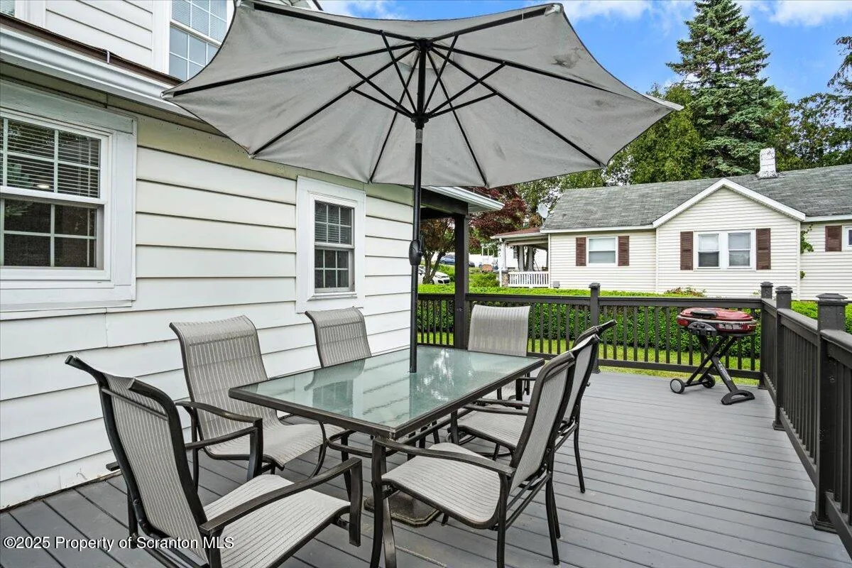 330 Lidy Road, Dupont, Pennsylvania 18641, 3 Bedrooms Bedrooms, 6 Rooms Rooms,2 BathroomsBathrooms,Residential,For Sale,Lidy,SC253101
