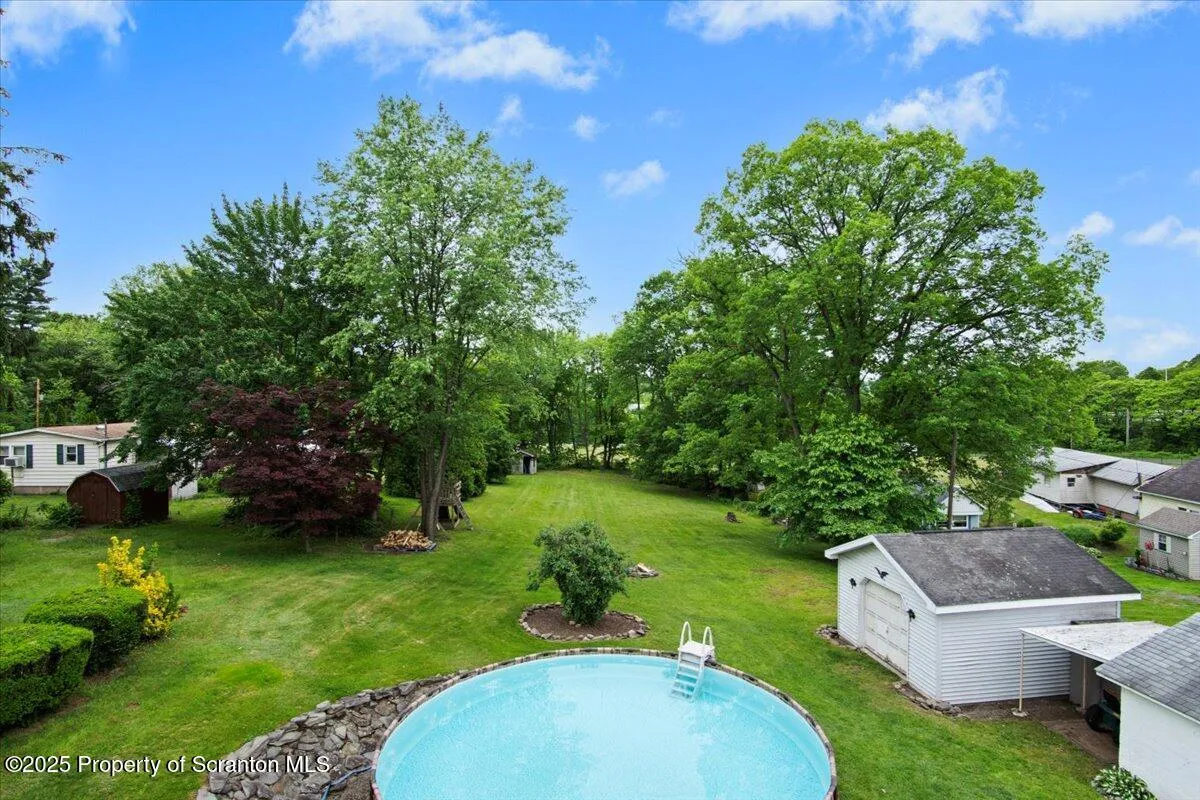 330 Lidy Road, Dupont, Pennsylvania 18641, 3 Bedrooms Bedrooms, 6 Rooms Rooms,2 BathroomsBathrooms,Residential,For Sale,Lidy,SC253101