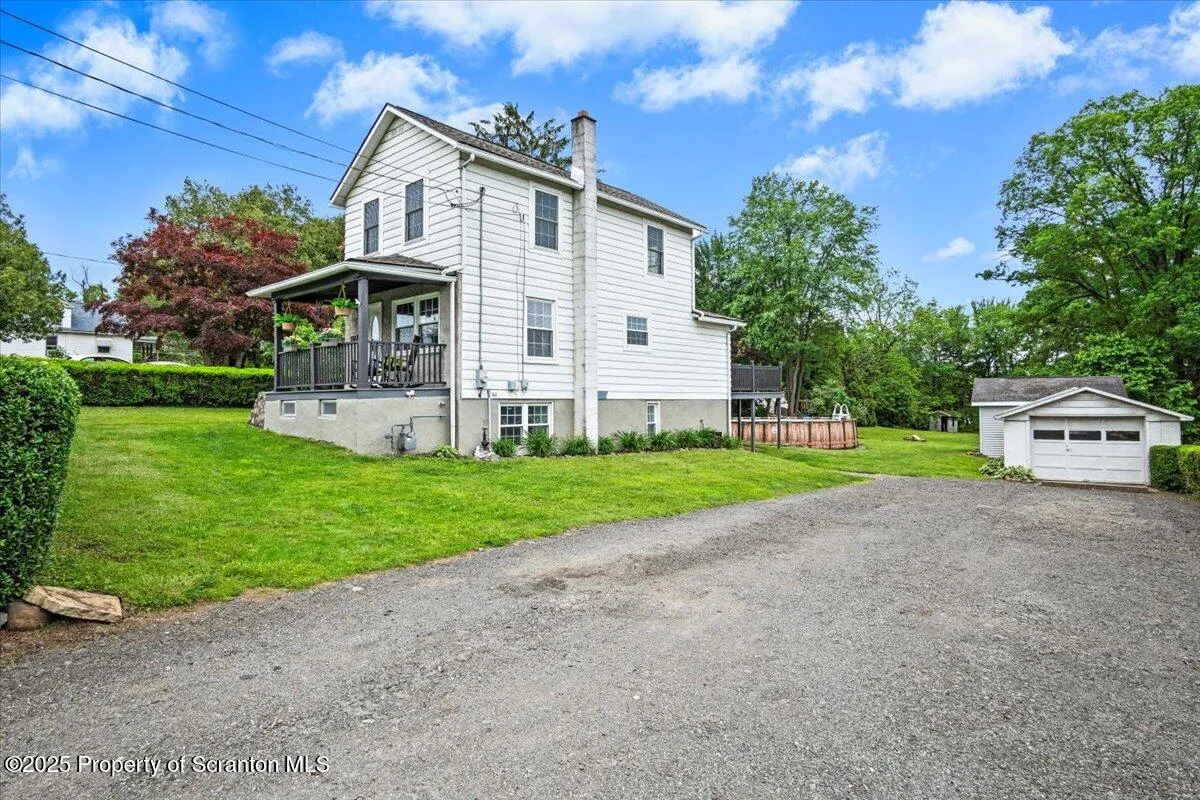 330 Lidy Road, Dupont, Pennsylvania 18641, 3 Bedrooms Bedrooms, 6 Rooms Rooms,2 BathroomsBathrooms,Residential,For Sale,Lidy,SC253101