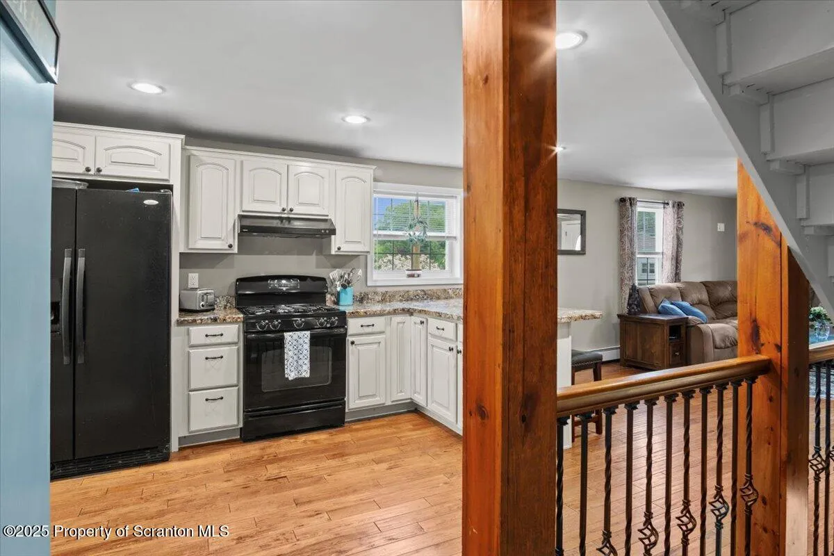 330 Lidy Road, Dupont, Pennsylvania 18641, 3 Bedrooms Bedrooms, 6 Rooms Rooms,2 BathroomsBathrooms,Residential,For Sale,Lidy,SC253101