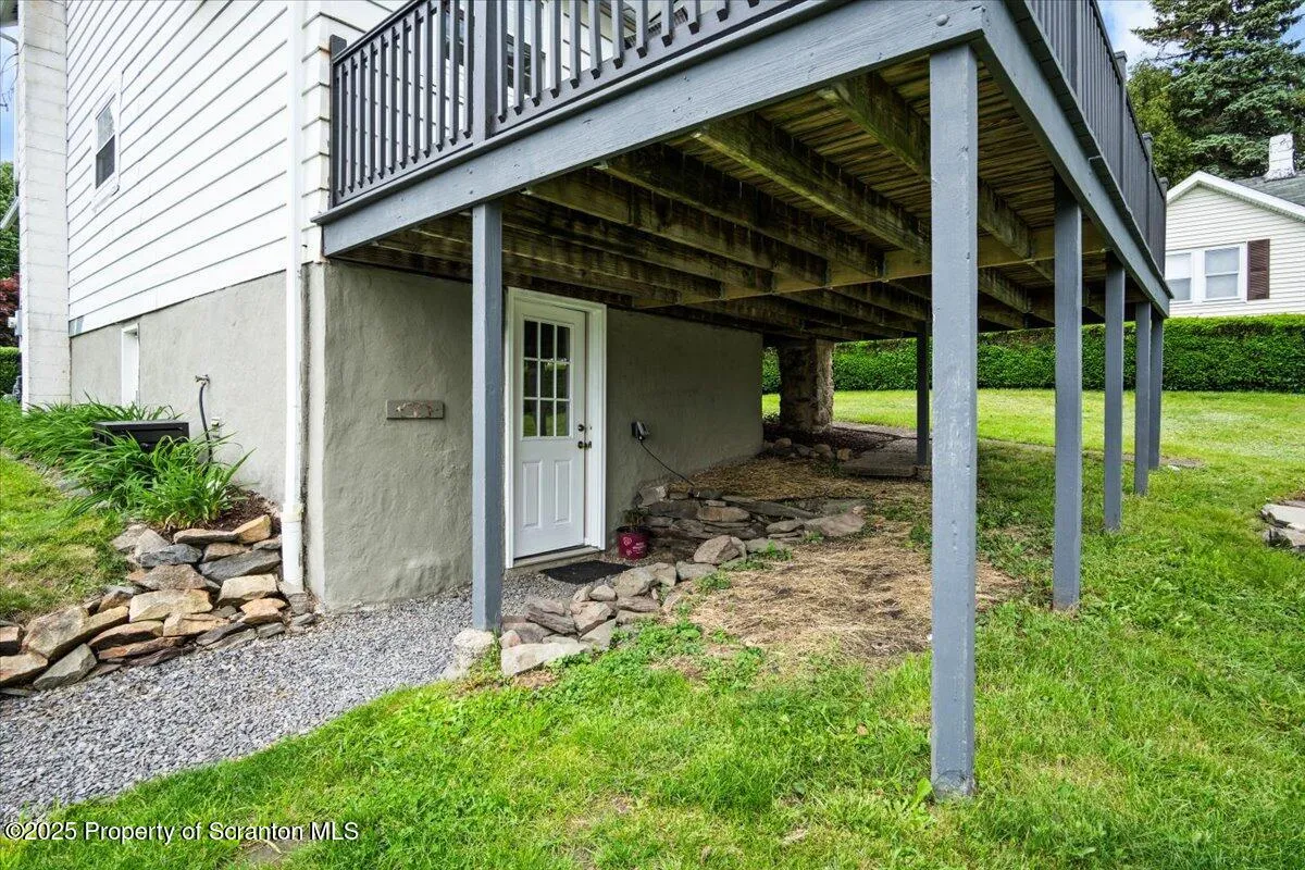 330 Lidy Road, Dupont, Pennsylvania 18641, 3 Bedrooms Bedrooms, 6 Rooms Rooms,2 BathroomsBathrooms,Residential,For Sale,Lidy,SC253101