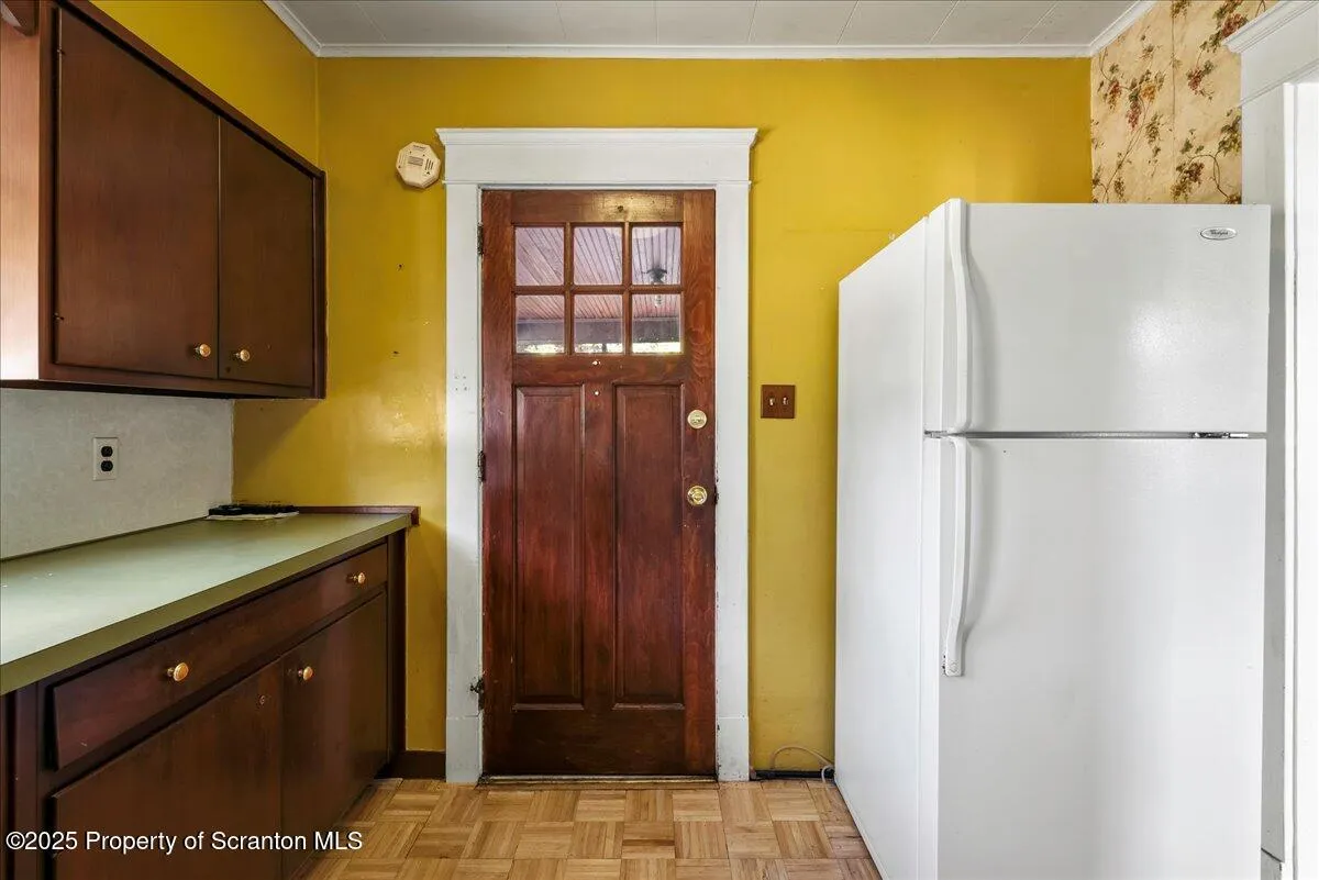 84 River Street, Forty Fort, Pennsylvania 18704, 3 Bedrooms Bedrooms, 8 Rooms Rooms,2 BathroomsBathrooms,Residential,For Sale,River,SC253145