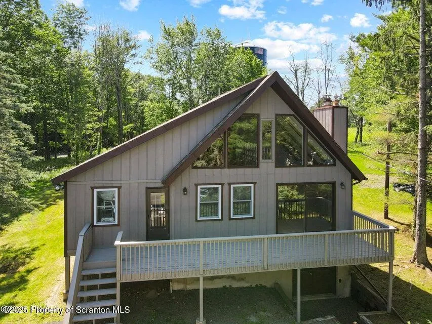 1618 Ridgeview Drive, Lake Ariel, Pennsylvania 18436, 3 Bedrooms Bedrooms, 5 Rooms Rooms,2 BathroomsBathrooms,Residential,For Sale,Ridgeview,SC253146
