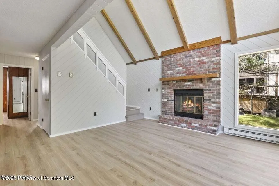 1618 Ridgeview Drive, Lake Ariel, Pennsylvania 18436, 3 Bedrooms Bedrooms, 5 Rooms Rooms,2 BathroomsBathrooms,Residential,For Sale,Ridgeview,SC253146