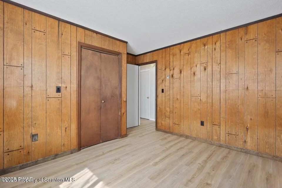 1618 Ridgeview Drive, Lake Ariel, Pennsylvania 18436, 3 Bedrooms Bedrooms, 5 Rooms Rooms,2 BathroomsBathrooms,Residential,For Sale,Ridgeview,SC253146