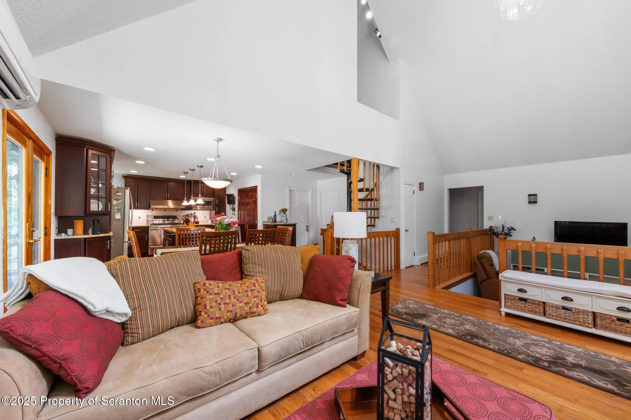 140 Living Waters Road, Jefferson Twp, Pennsylvania 18436, 5 Bedrooms Bedrooms, 8 Rooms Rooms,3 BathroomsBathrooms,Residential,For Sale,Living Waters,SC253148