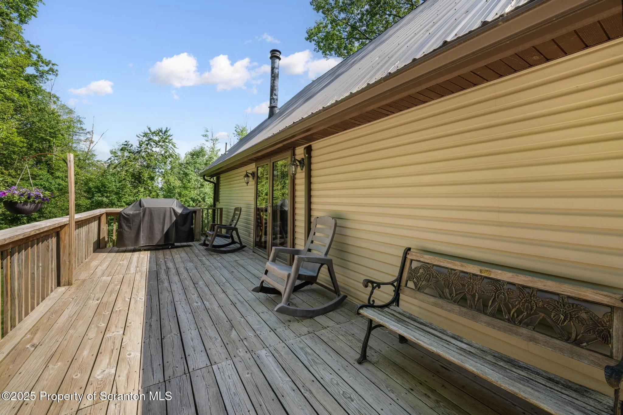 140 Living Waters Road, Jefferson Twp, Pennsylvania 18436, 5 Bedrooms Bedrooms, 8 Rooms Rooms,3 BathroomsBathrooms,Residential,For Sale,Living Waters,SC253148