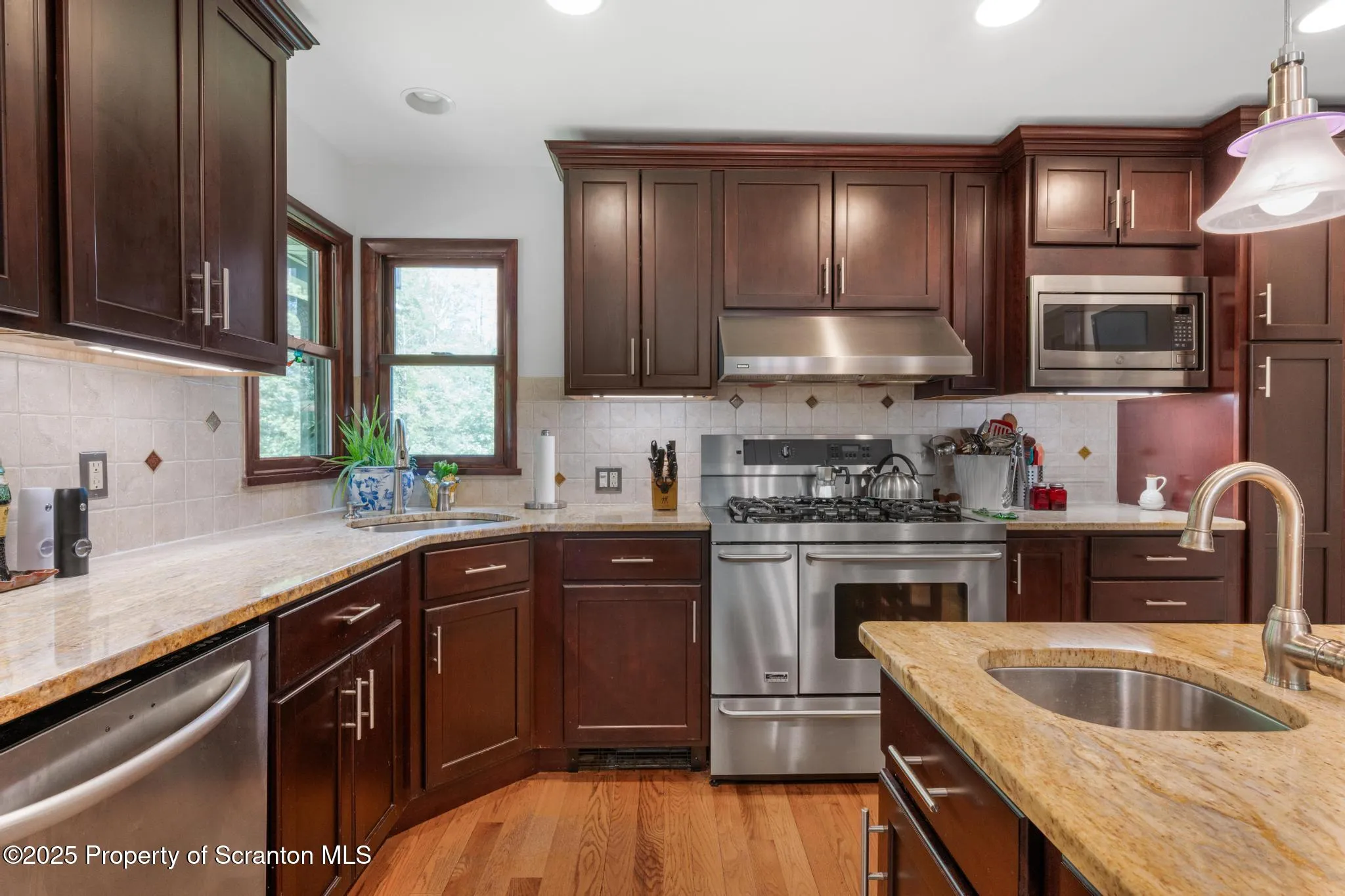 140 Living Waters Road, Jefferson Twp, Pennsylvania 18436, 5 Bedrooms Bedrooms, 8 Rooms Rooms,3 BathroomsBathrooms,Residential,For Sale,Living Waters,SC253148