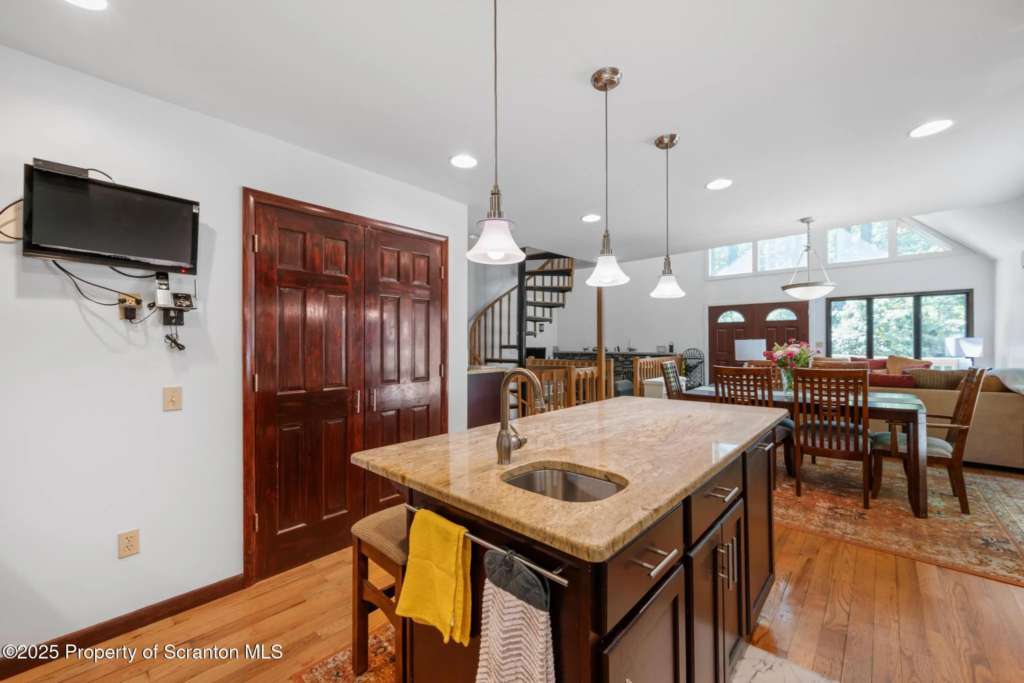 140 Living Waters Road, Jefferson Twp, Pennsylvania 18436, 5 Bedrooms Bedrooms, 8 Rooms Rooms,3 BathroomsBathrooms,Residential,For Sale,Living Waters,SC253148