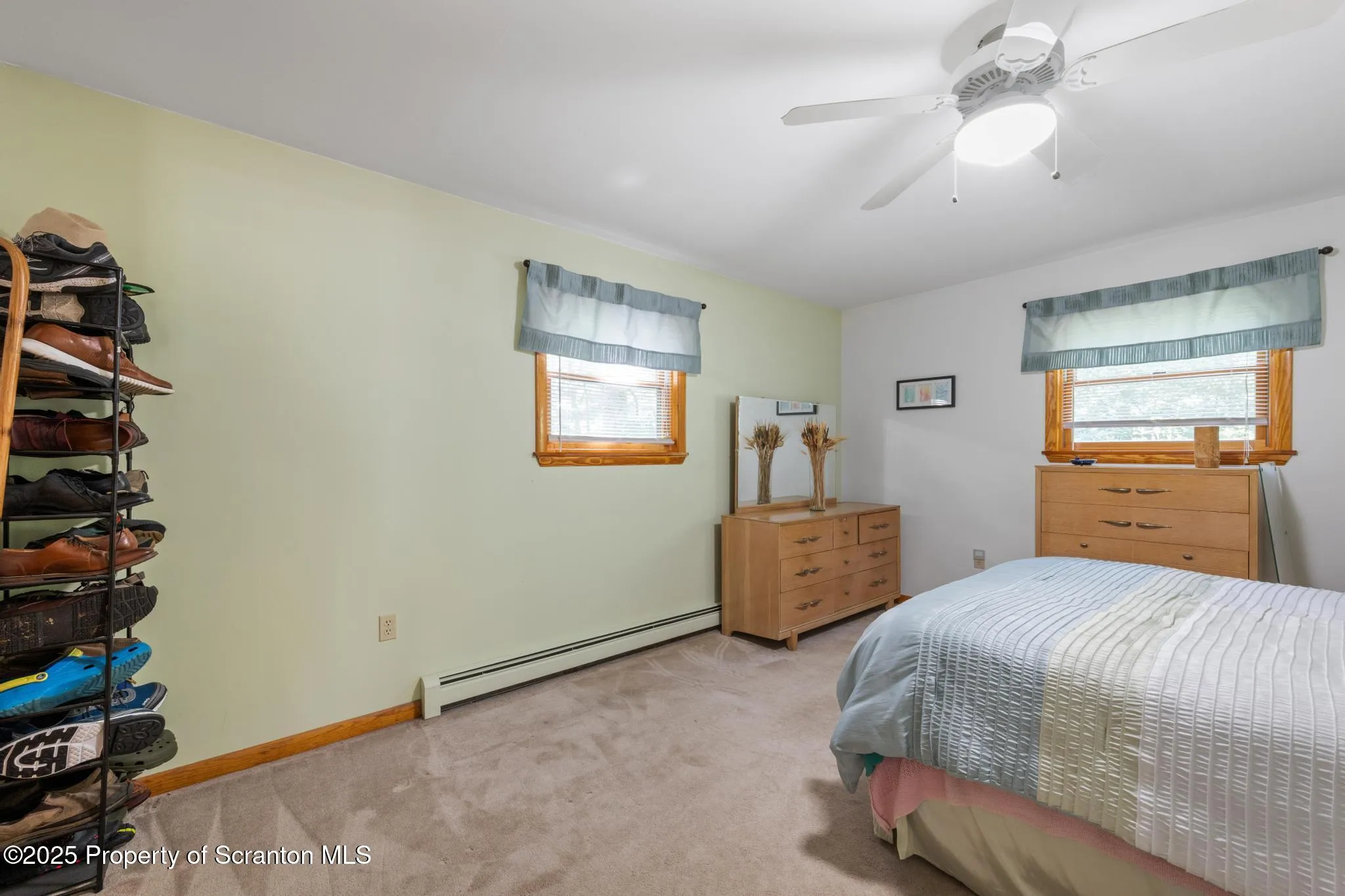 140 Living Waters Road, Jefferson Twp, Pennsylvania 18436, 5 Bedrooms Bedrooms, 8 Rooms Rooms,3 BathroomsBathrooms,Residential,For Sale,Living Waters,SC253148