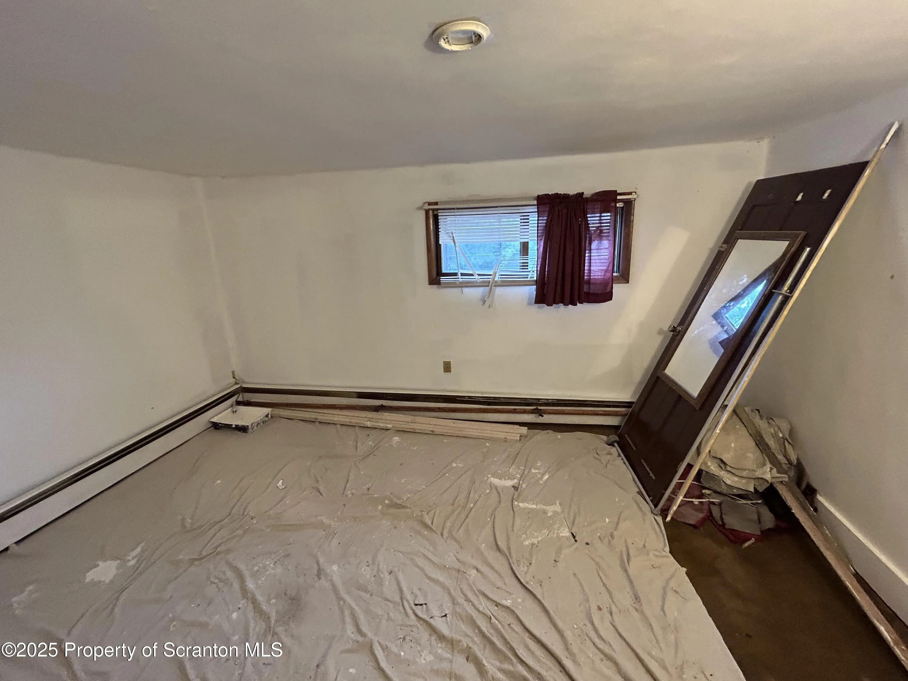 37-39 Hickory Street, Wilkes-barre, Pennsylvania 18702, 5 Bedrooms Bedrooms, ,2 BathroomsBathrooms,Residential Income,For Sale,Hickory,SC253147
