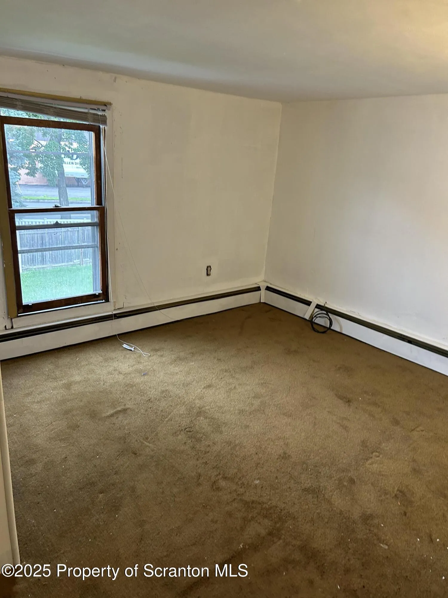 37-39 Hickory Street, Wilkes-barre, Pennsylvania 18702, 5 Bedrooms Bedrooms, ,2 BathroomsBathrooms,Residential Income,For Sale,Hickory,SC253147