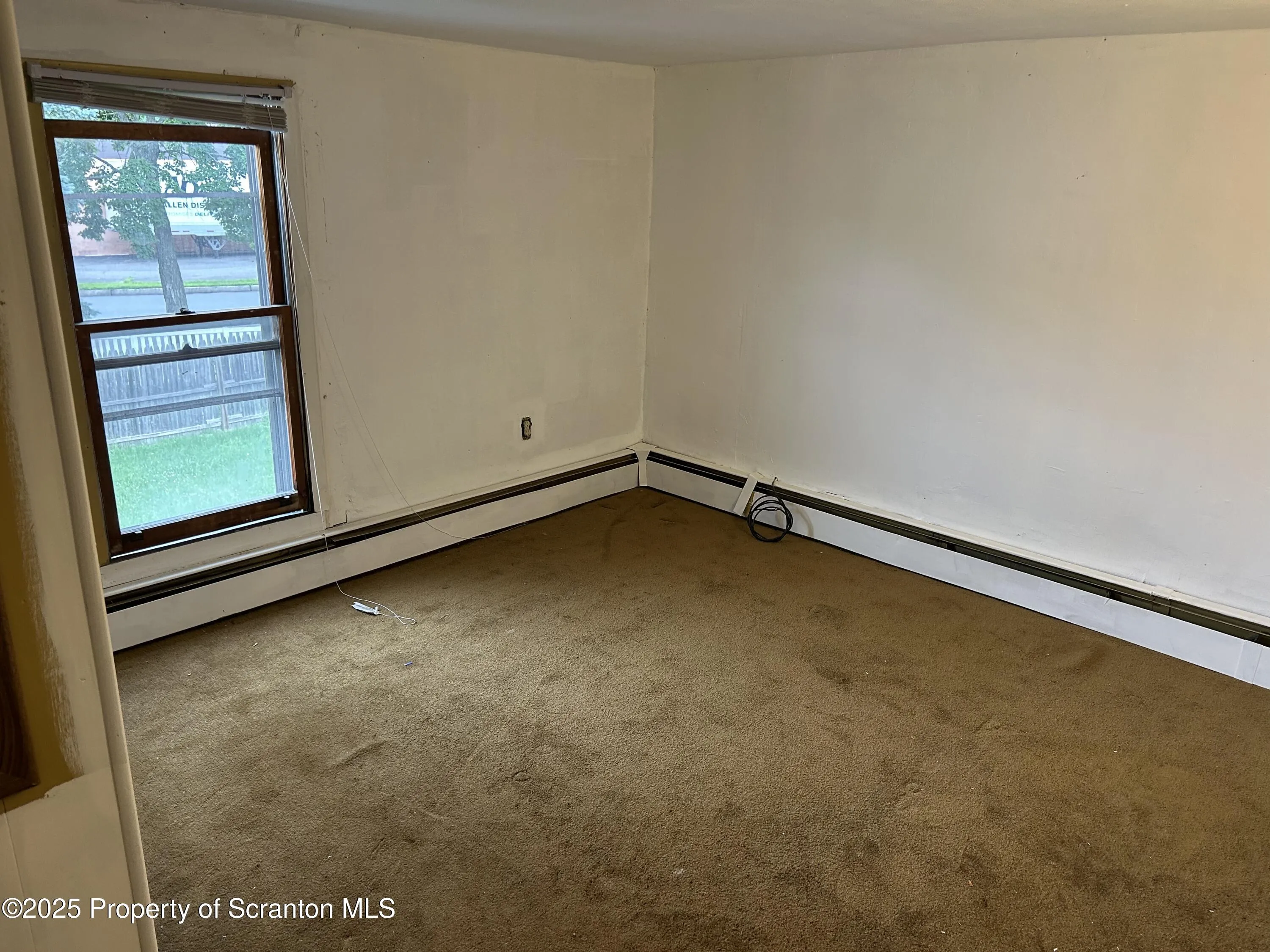 37-39 Hickory Street, Wilkes-barre, Pennsylvania 18702, 5 Bedrooms Bedrooms, ,2 BathroomsBathrooms,Residential Income,For Sale,Hickory,SC253147