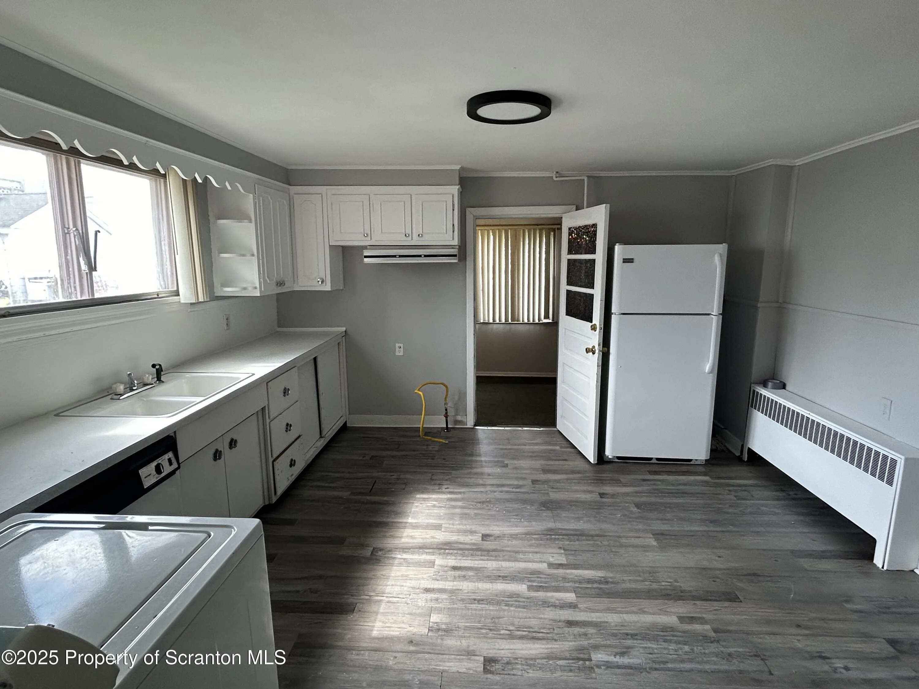 37-39 Hickory Street, Wilkes-barre, Pennsylvania 18702, 5 Bedrooms Bedrooms, ,2 BathroomsBathrooms,Residential Income,For Sale,Hickory,SC253147