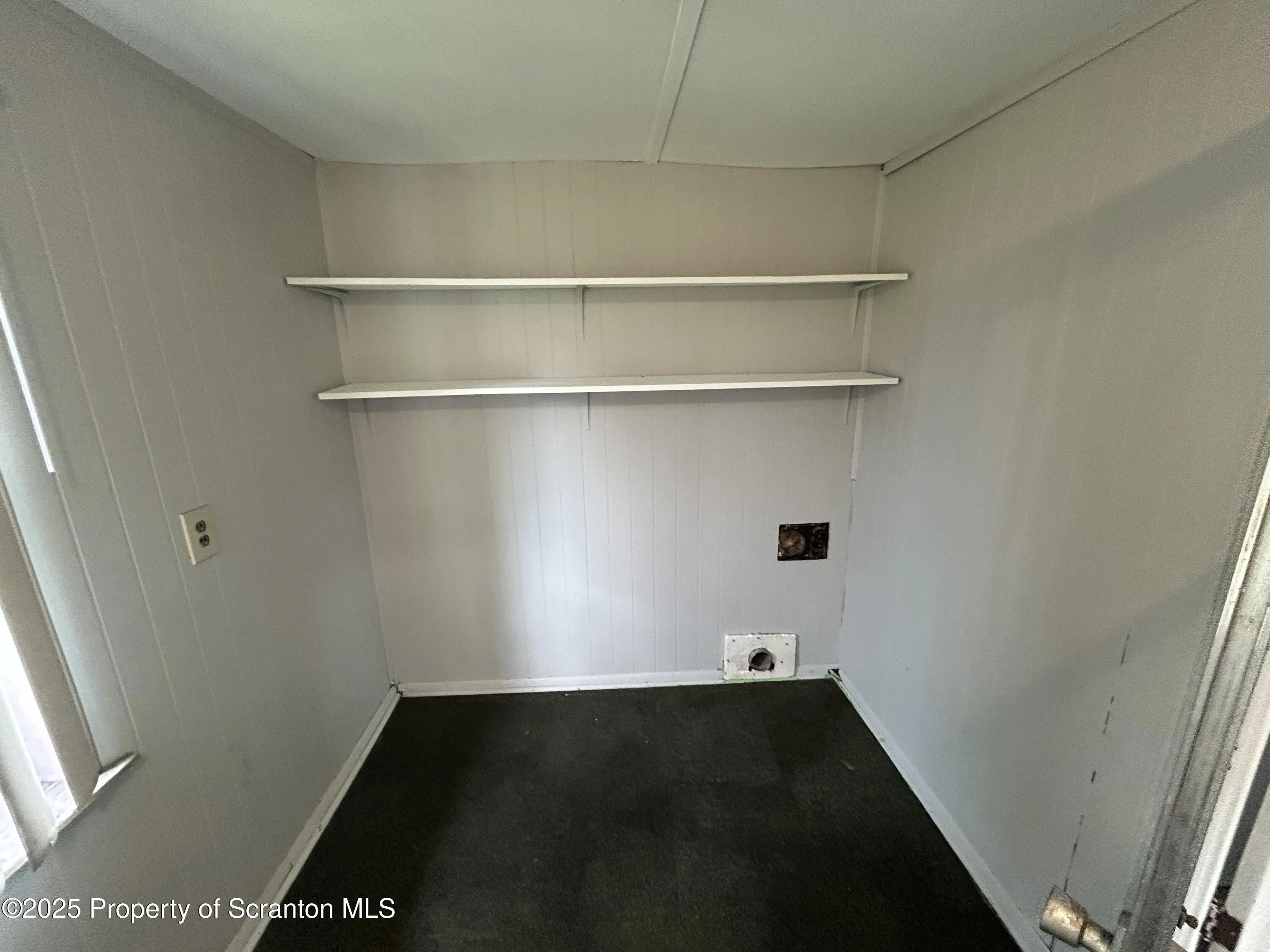 37-39 Hickory Street, Wilkes-barre, Pennsylvania 18702, 5 Bedrooms Bedrooms, ,2 BathroomsBathrooms,Residential Income,For Sale,Hickory,SC253147