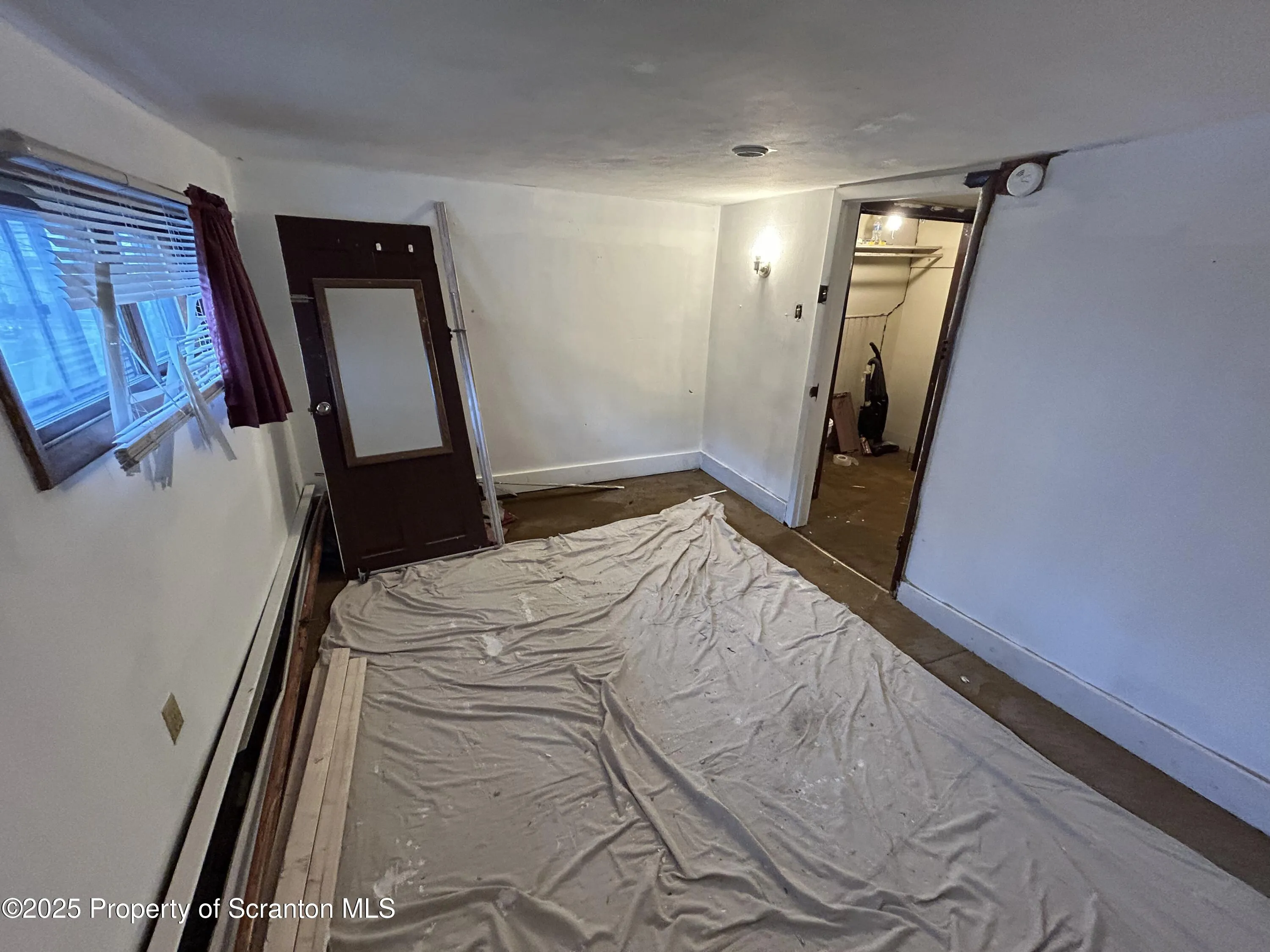 37-39 Hickory Street, Wilkes-barre, Pennsylvania 18702, 5 Bedrooms Bedrooms, ,2 BathroomsBathrooms,Residential Income,For Sale,Hickory,SC253147