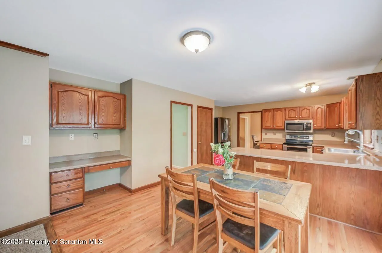 607 Pamela Drive, South Abington Twp, Pennsylvania 18411, 4 Bedrooms Bedrooms, 13 Rooms Rooms,3 BathroomsBathrooms,Residential,For Sale,Pamela,SC253180