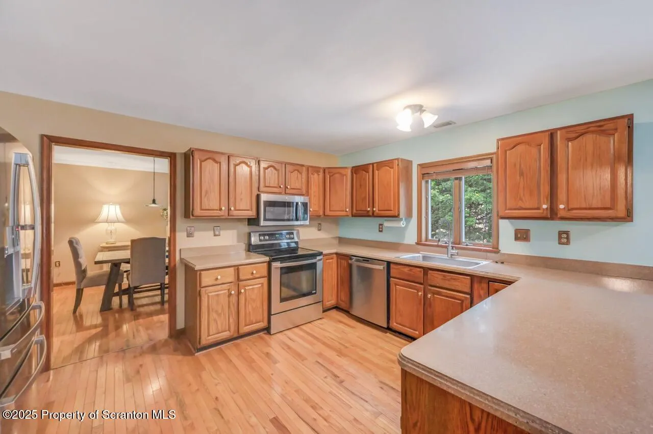 607 Pamela Drive, South Abington Twp, Pennsylvania 18411, 4 Bedrooms Bedrooms, 13 Rooms Rooms,3 BathroomsBathrooms,Residential,For Sale,Pamela,SC253180