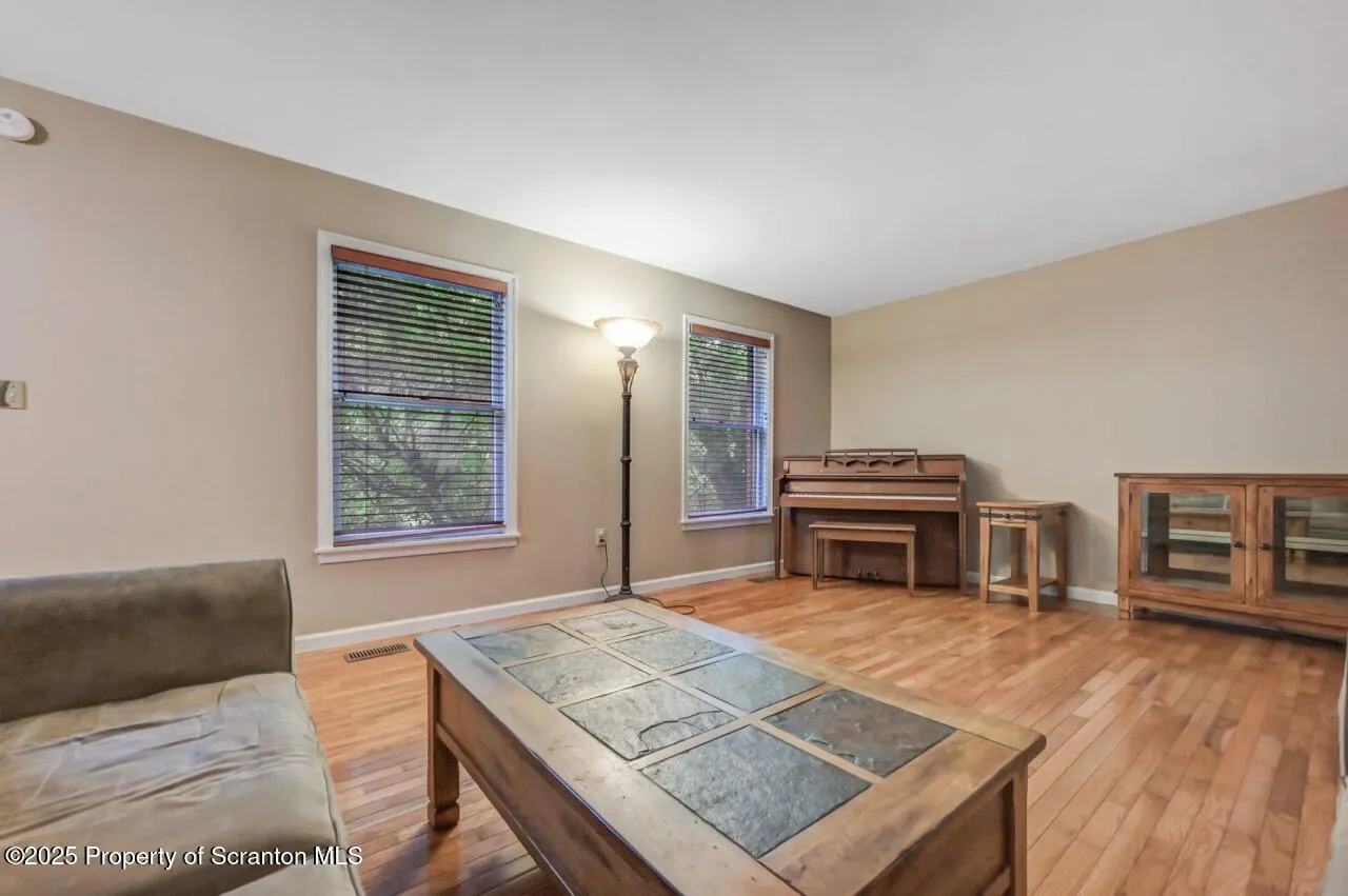 607 Pamela Drive, South Abington Twp, Pennsylvania 18411, 4 Bedrooms Bedrooms, 13 Rooms Rooms,3 BathroomsBathrooms,Residential,For Sale,Pamela,SC253180