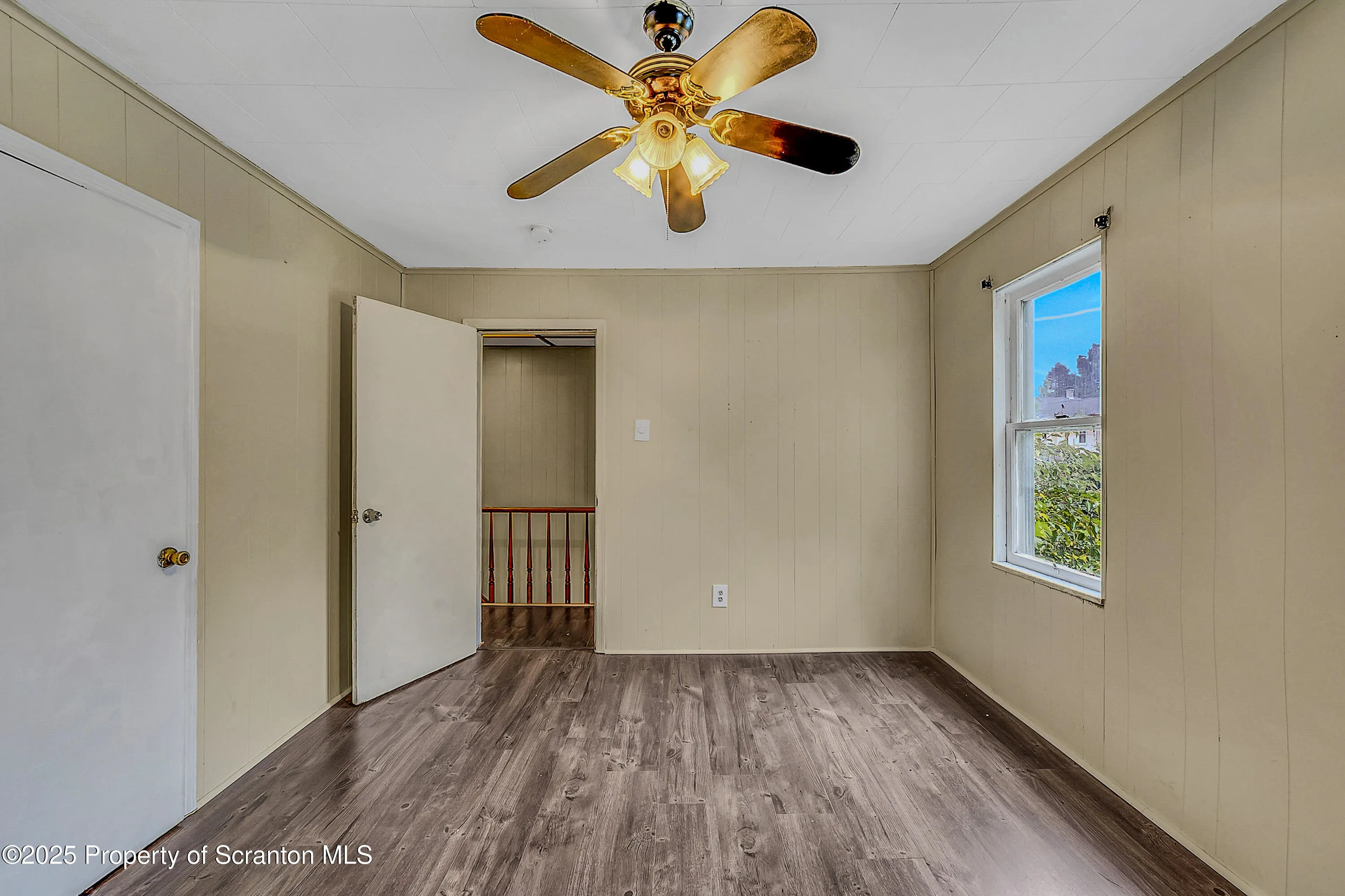 1815 Cedar Avenue, Scranton, Pennsylvania 18505, 3 Bedrooms Bedrooms, 6 Rooms Rooms,1 BathroomBathrooms,Residential Lease,For Rent,Cedar,SC253229