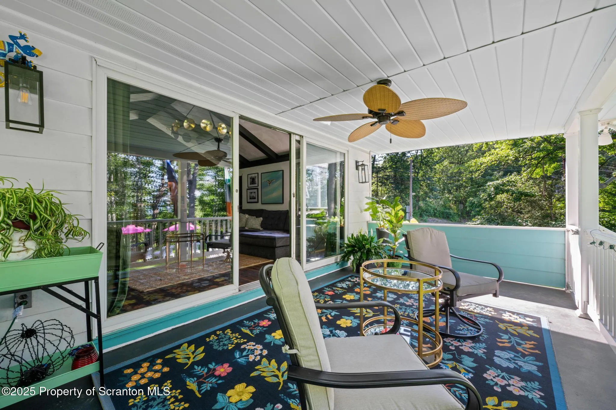 805 E Mountain Road, Scranton, Pennsylvania 18505, 3 Bedrooms Bedrooms, 6 Rooms Rooms,2 BathroomsBathrooms,Residential,For Sale,Mountain,SC253270