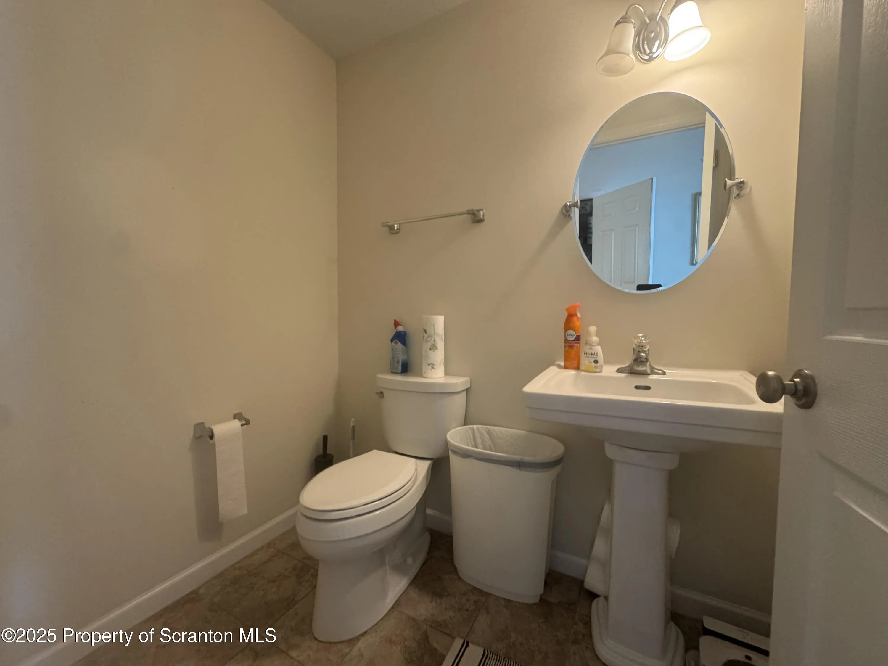 34 Wyndham Road, South Abington Twp, Pennsylvania 18411, 3 Bedrooms Bedrooms, 7 Rooms Rooms,3 BathroomsBathrooms,Residential,For Sale,Wyndham,SC253230