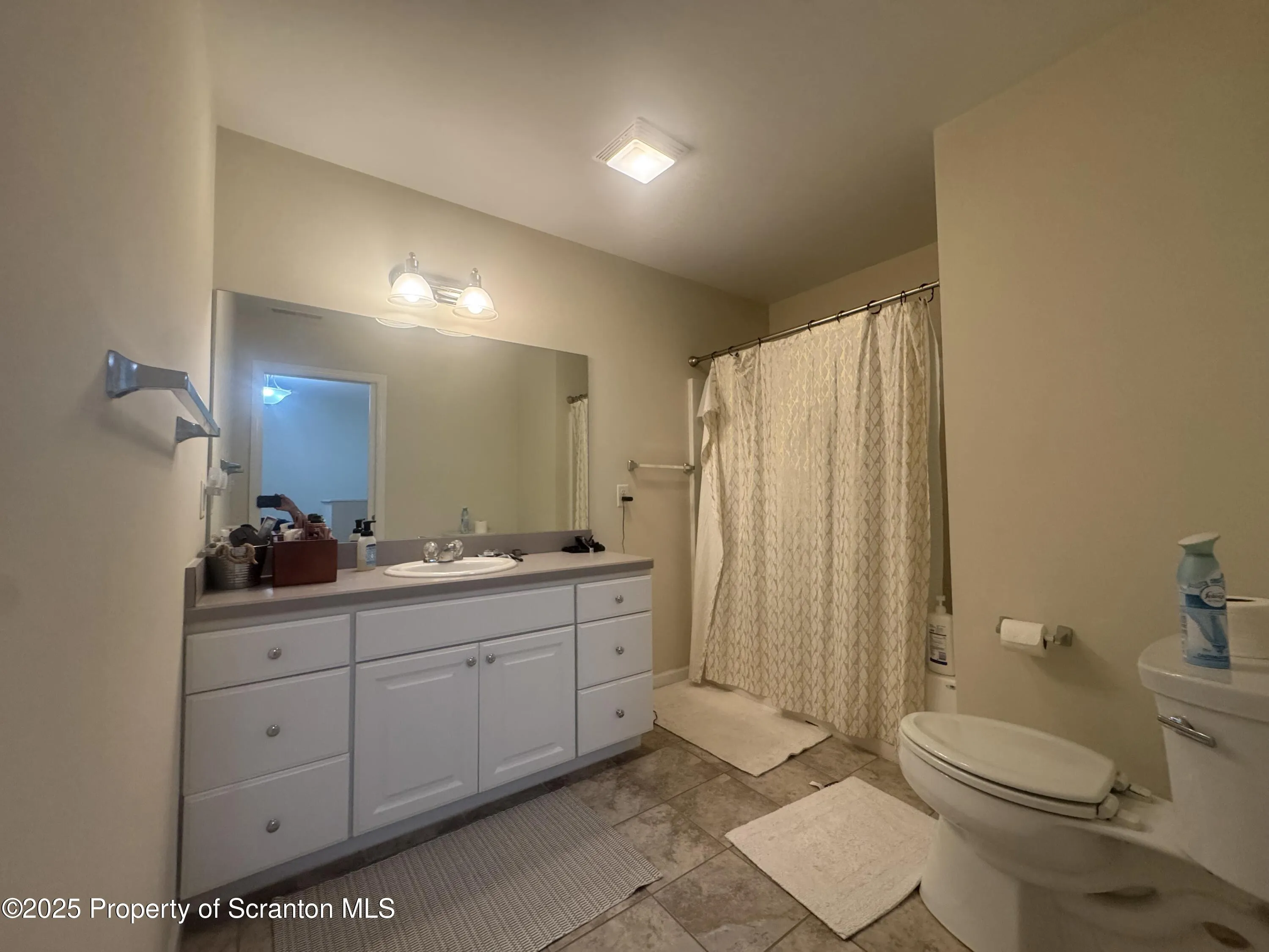 34 Wyndham Road, South Abington Twp, Pennsylvania 18411, 3 Bedrooms Bedrooms, 7 Rooms Rooms,3 BathroomsBathrooms,Residential,For Sale,Wyndham,SC253230