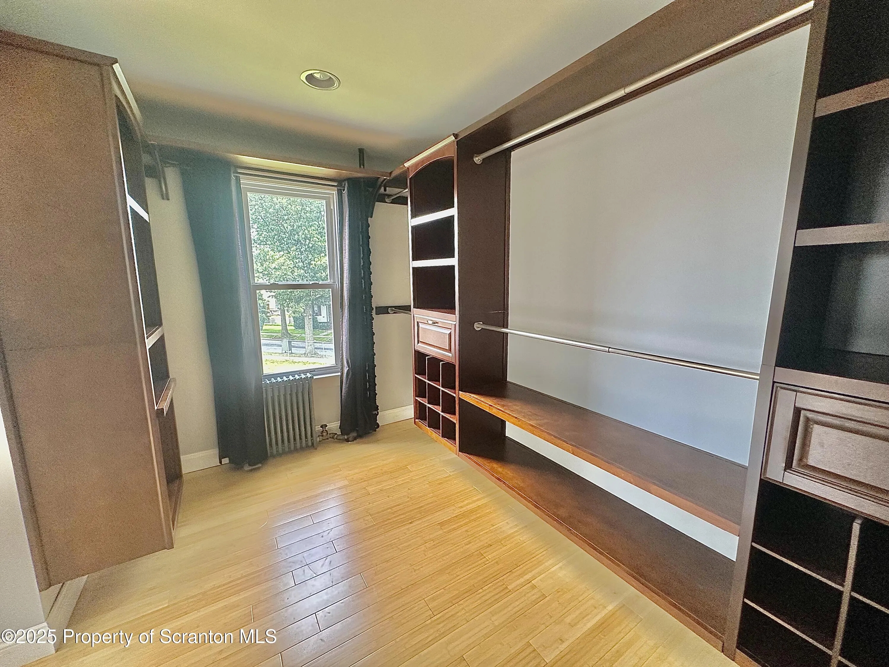 254 Hazle Street, Wilkes-barre, Pennsylvania 18702, 3 Bedrooms Bedrooms, 6 Rooms Rooms,3 BathroomsBathrooms,Residential,For Sale,Hazle,SC253289