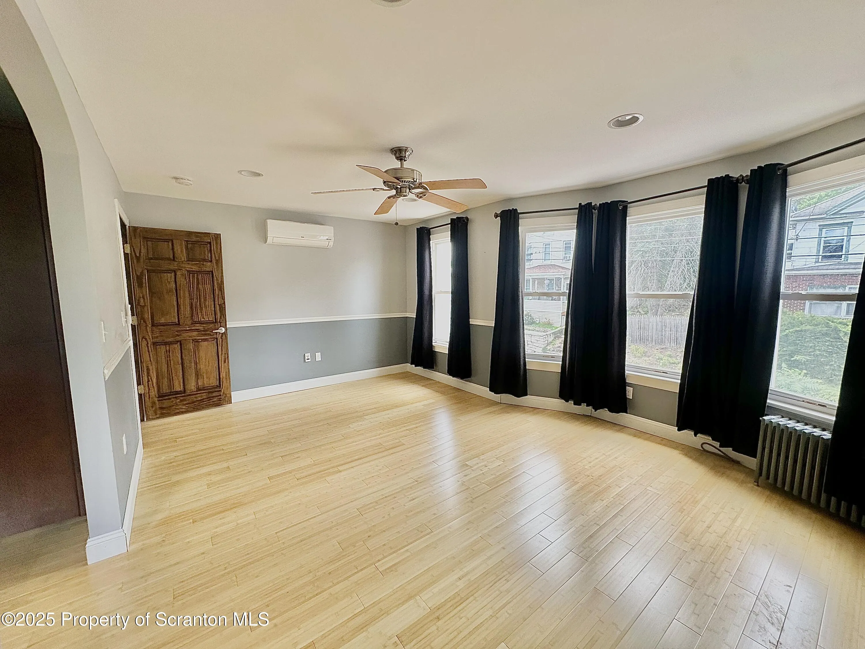 254 Hazle Street, Wilkes-barre, Pennsylvania 18702, 3 Bedrooms Bedrooms, 6 Rooms Rooms,3 BathroomsBathrooms,Residential,For Sale,Hazle,SC253289