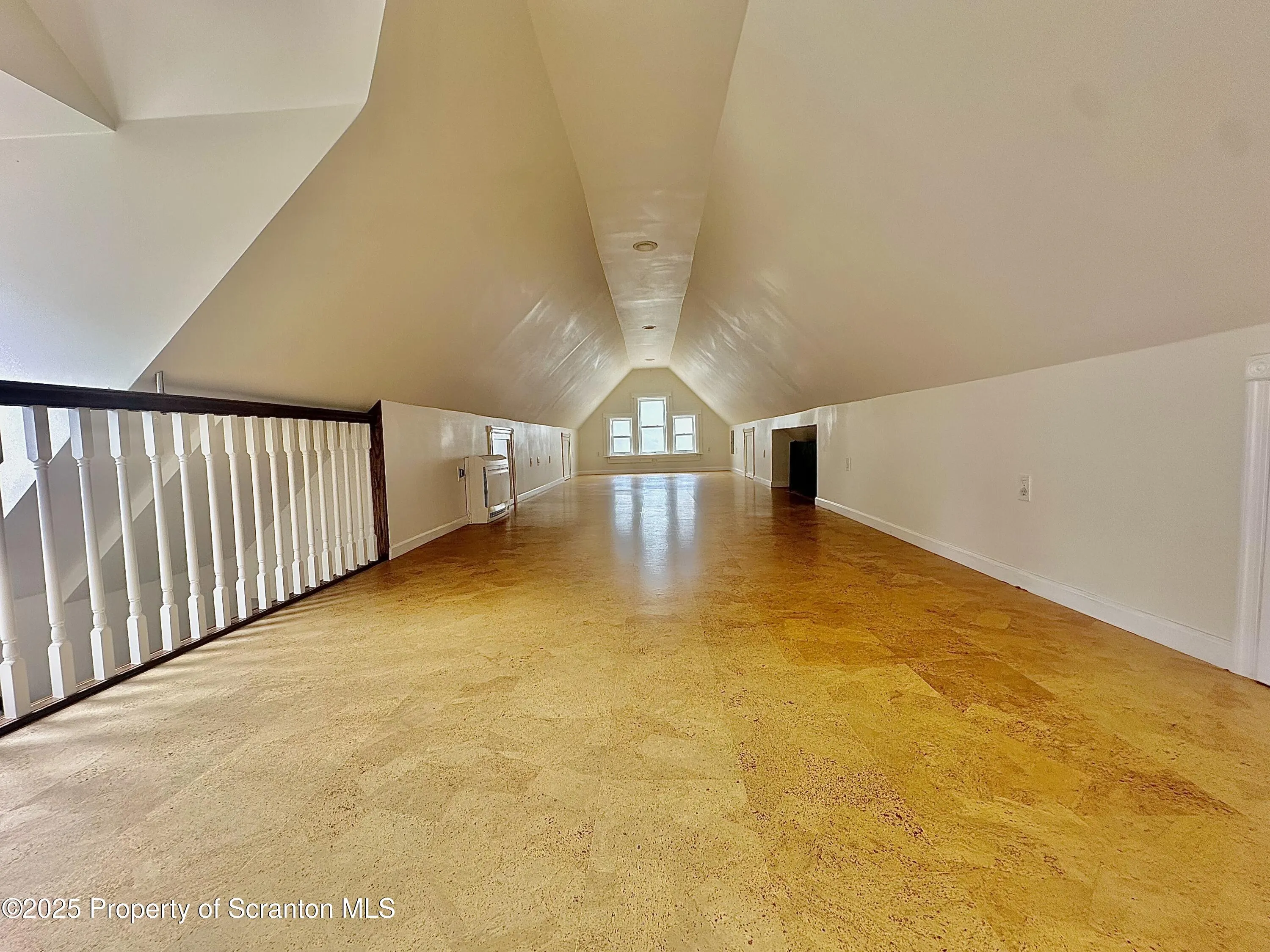 254 Hazle Street, Wilkes-barre, Pennsylvania 18702, 3 Bedrooms Bedrooms, 6 Rooms Rooms,3 BathroomsBathrooms,Residential,For Sale,Hazle,SC253289