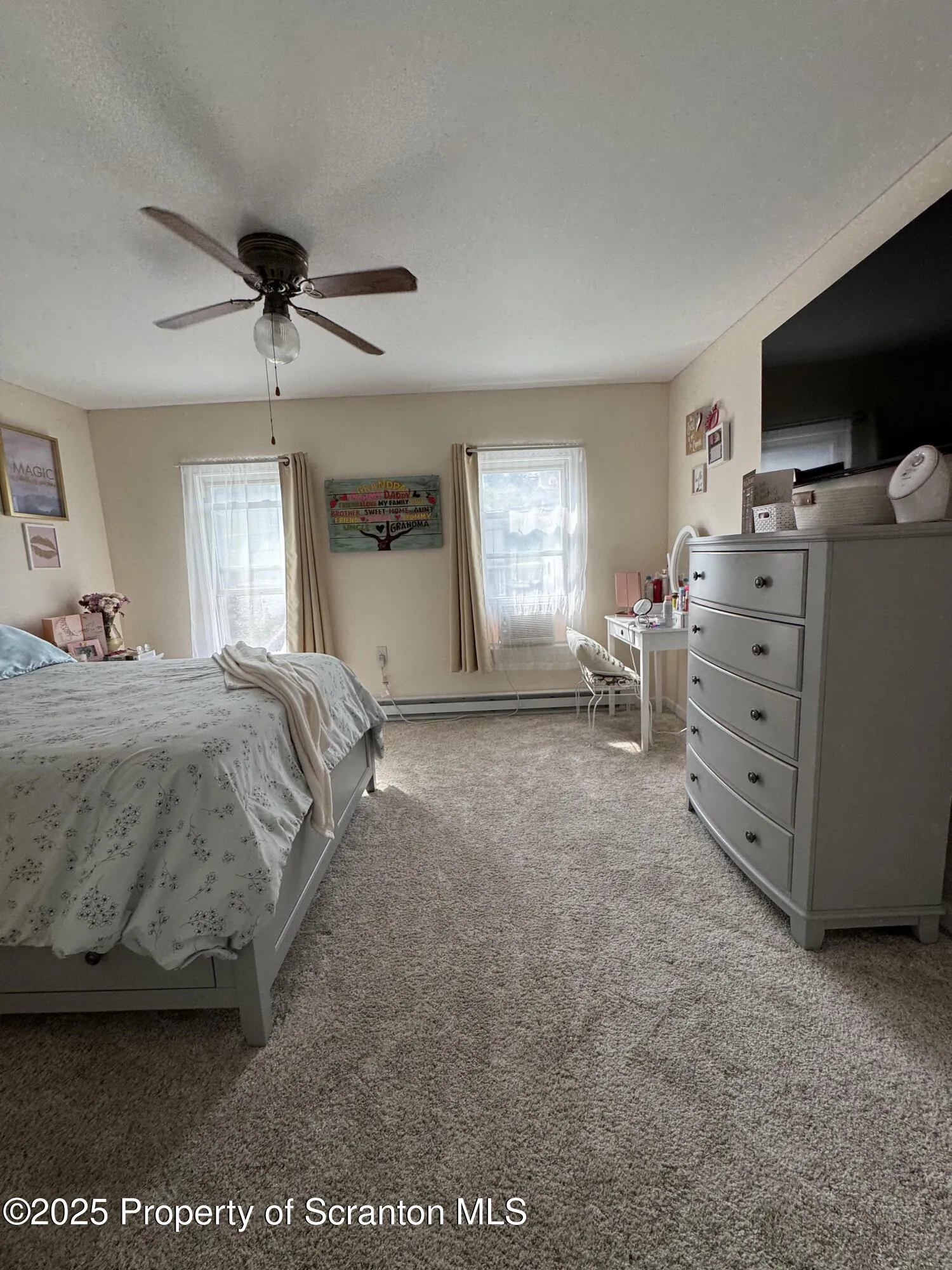 356 N Rebecca Avenue, Scranton, Pennsylvania 18504, 3 Bedrooms Bedrooms, 7 Rooms Rooms,2 BathroomsBathrooms,Residential,For Sale,Rebecca,SC253227