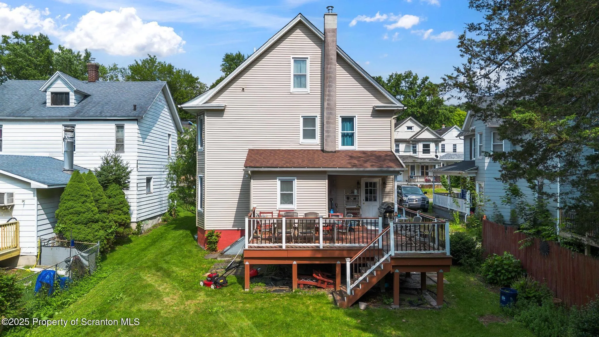 187 Washington Street, Carbondale, Pennsylvania 18407, 4 Bedrooms Bedrooms, 8 Rooms Rooms,2 BathroomsBathrooms,Residential,For Sale,Washington,SC253264