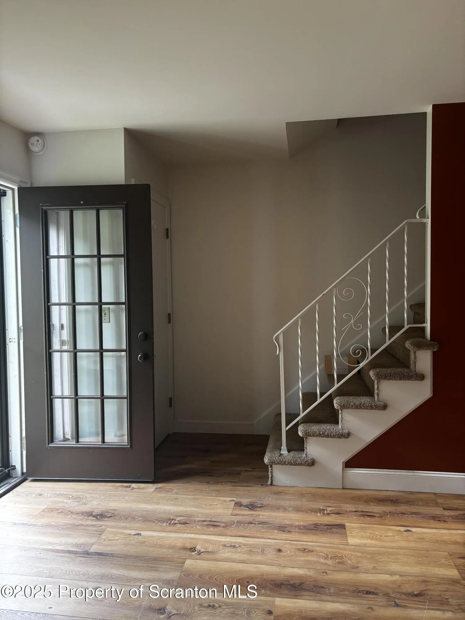 107 Garney Street, Dalton, Pennsylvania 18414, 2 Bedrooms Bedrooms, 7 Rooms Rooms,2 BathroomsBathrooms,Residential Lease,For Rent,Garney,SC253295